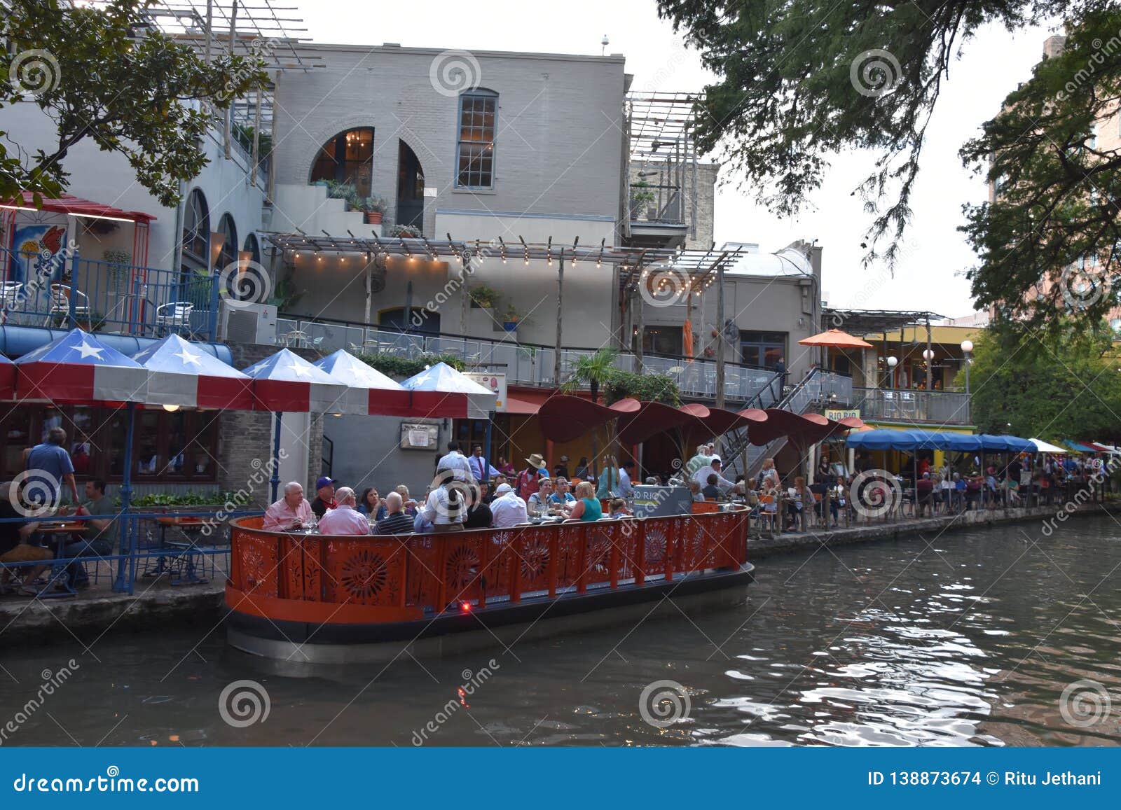 riverboat dinner san antonio