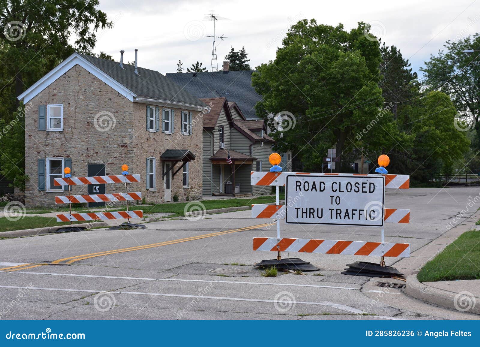 Road Closed Construction Sign in Burlington, Wisconsin Stock Photo