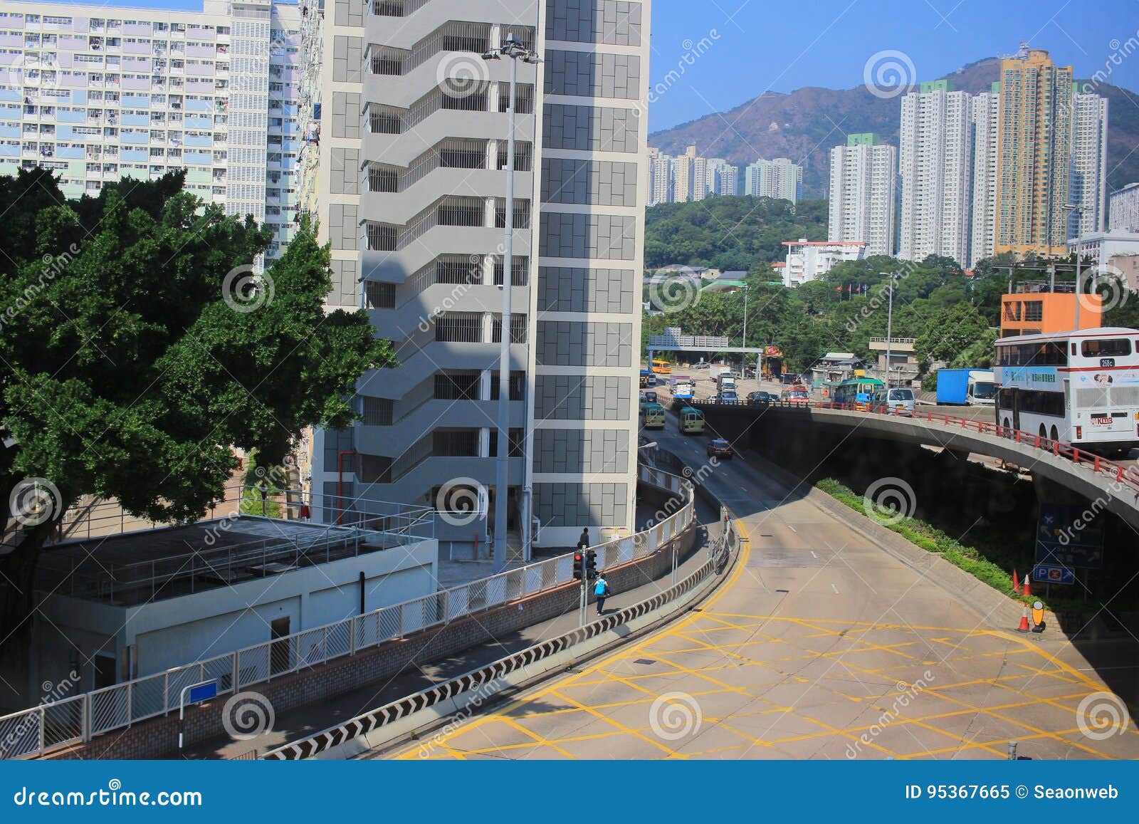 Road, highway at hong kong editorial image. Image of kwun 95367665