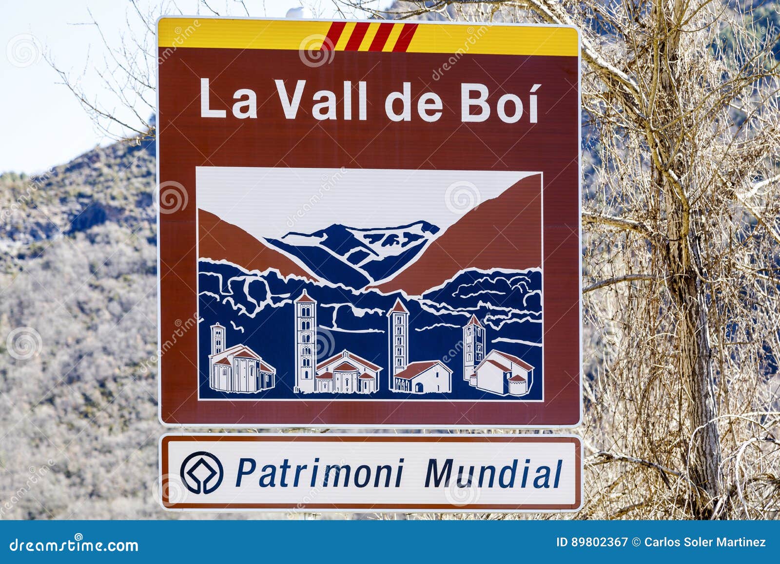 road sign indicating the entrance to the vall de boi, declared heritage of humility