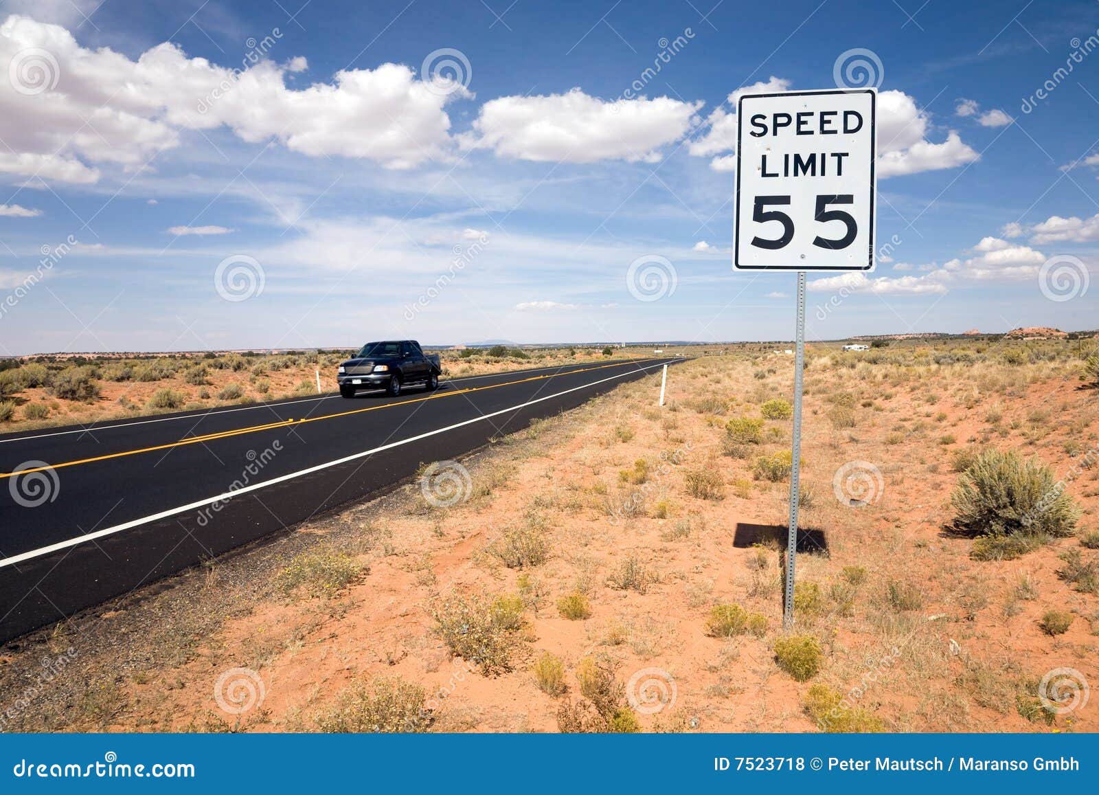 road sign speed limit 55