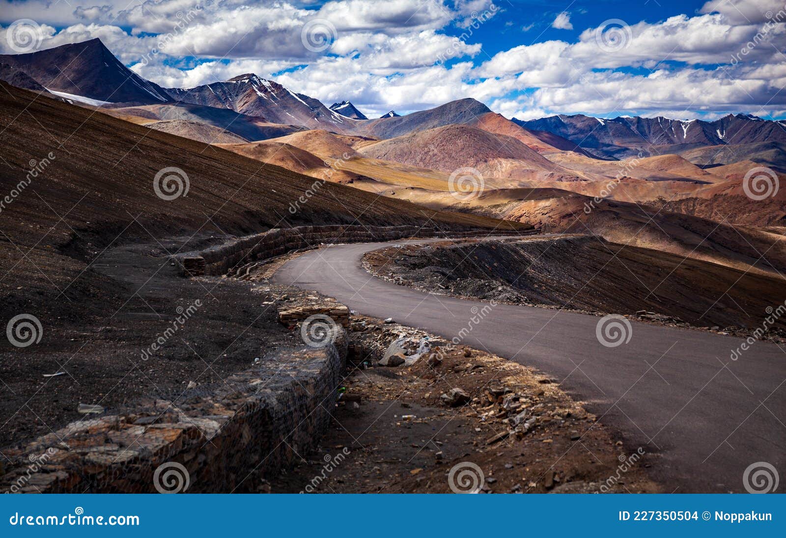 Ladakh Photography Tour 2023