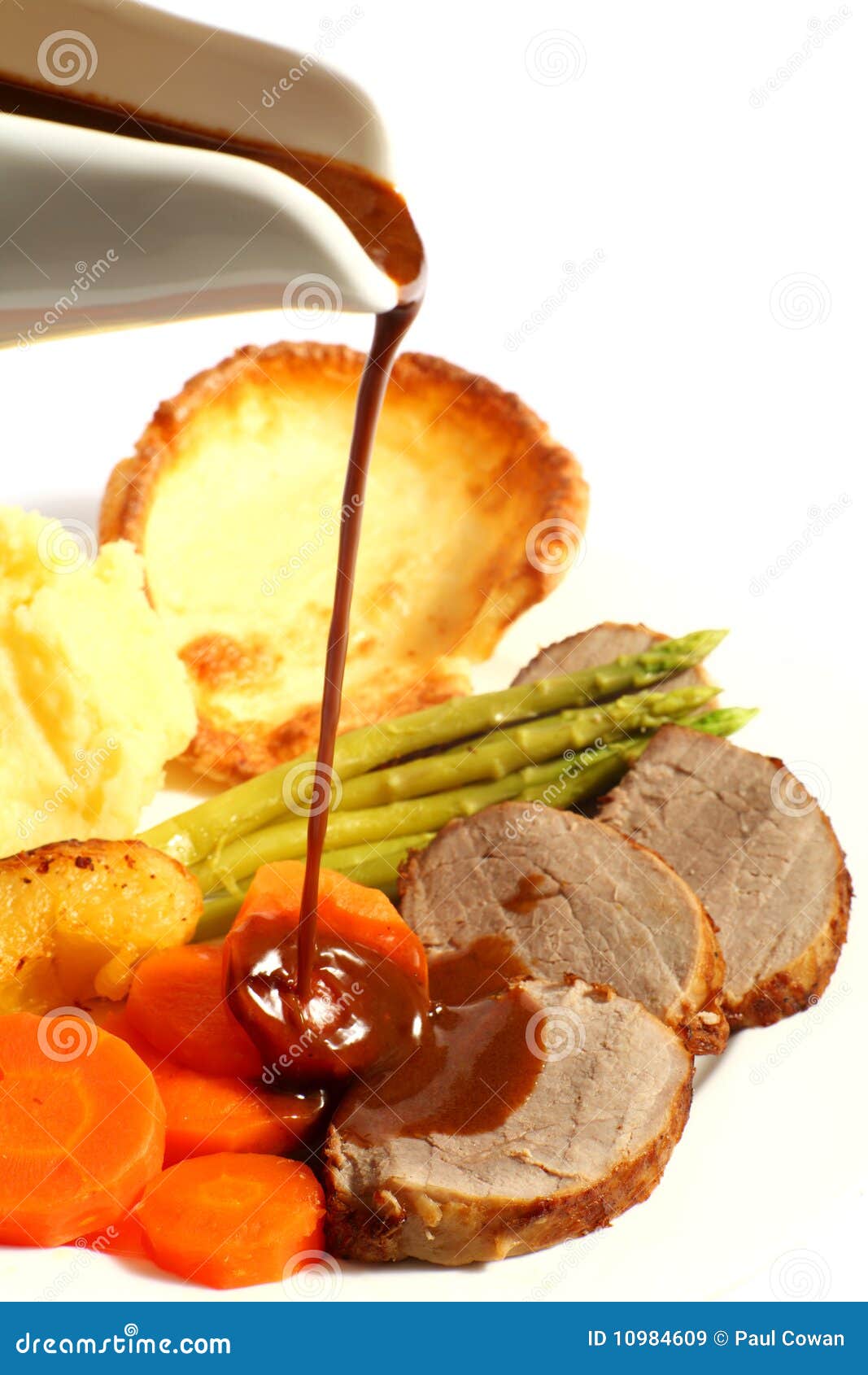 Roast beef and gravy stock image. Image of pudding, gravy 10984609