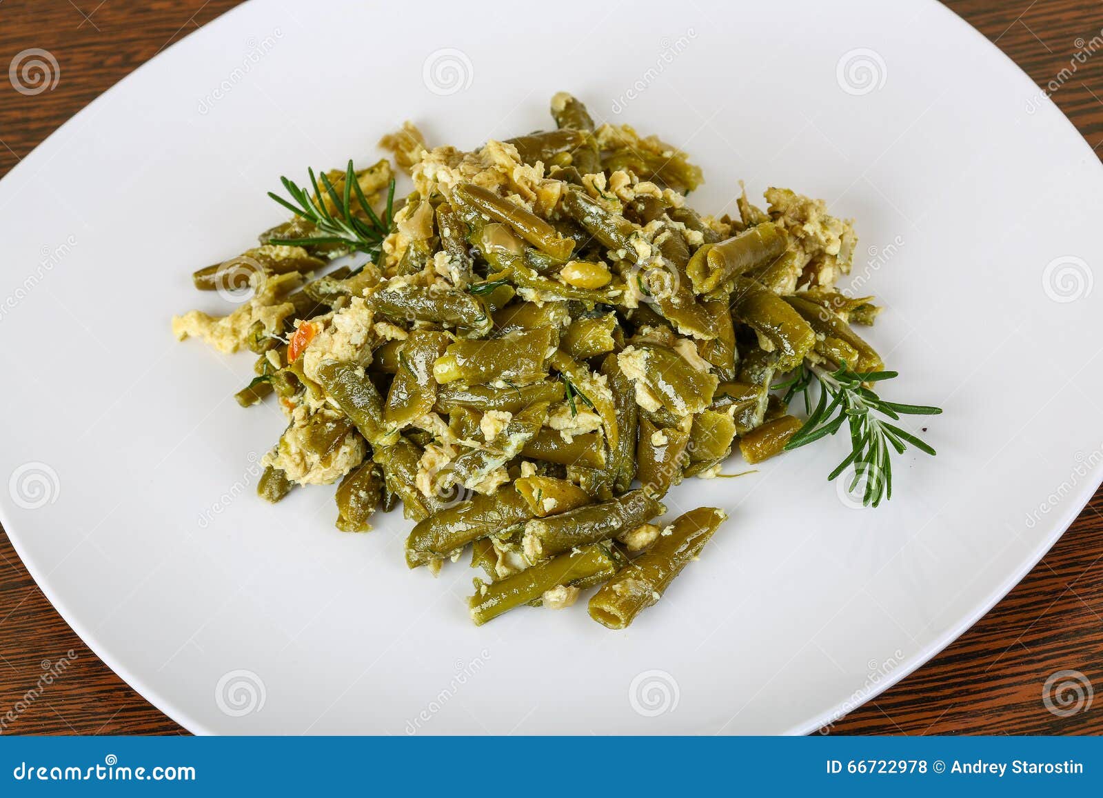 Roast green beans with egg stock photo. Image of salad 66722978