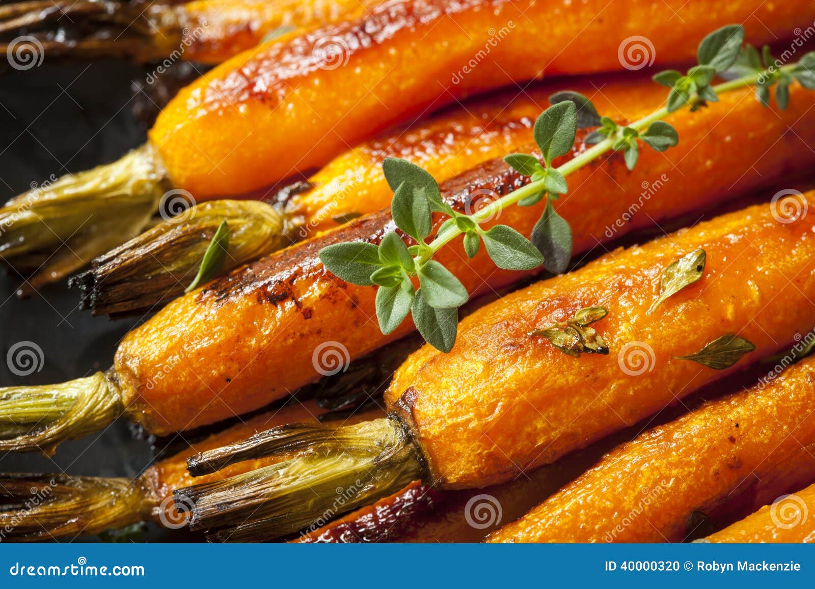 roasted baby carrots with thyme