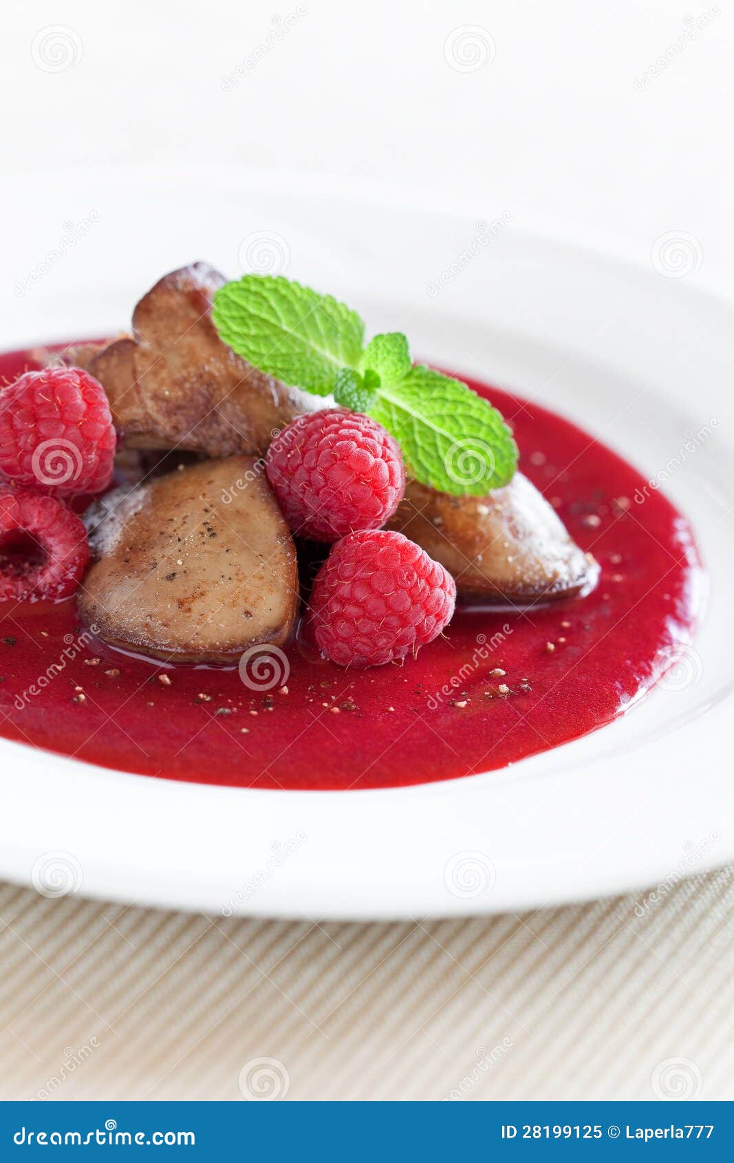 Roasted chicken stock image. Image of vegetable, chicken 28199125