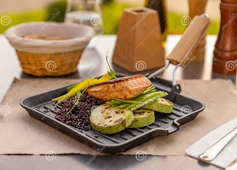 Roasted fish fillet stock photo. Image of portion, fried - 283498964