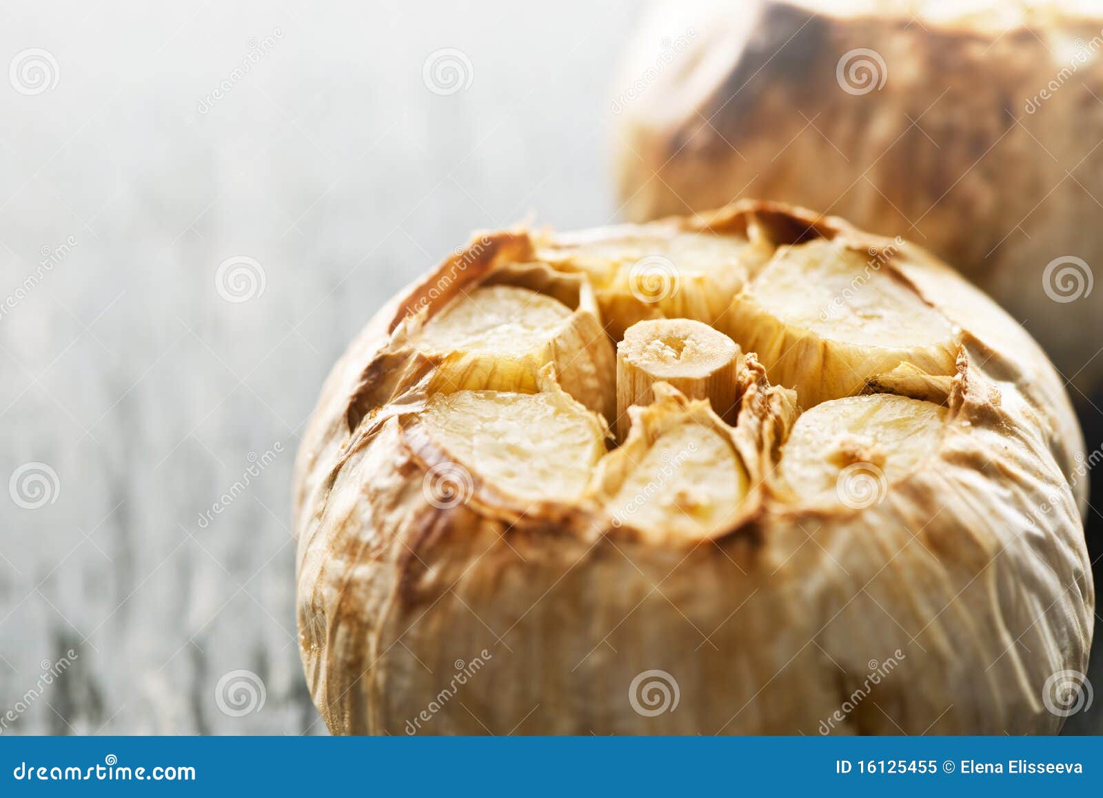 Roasted garlic bulbs stock image. Image of vegetables 16125455
