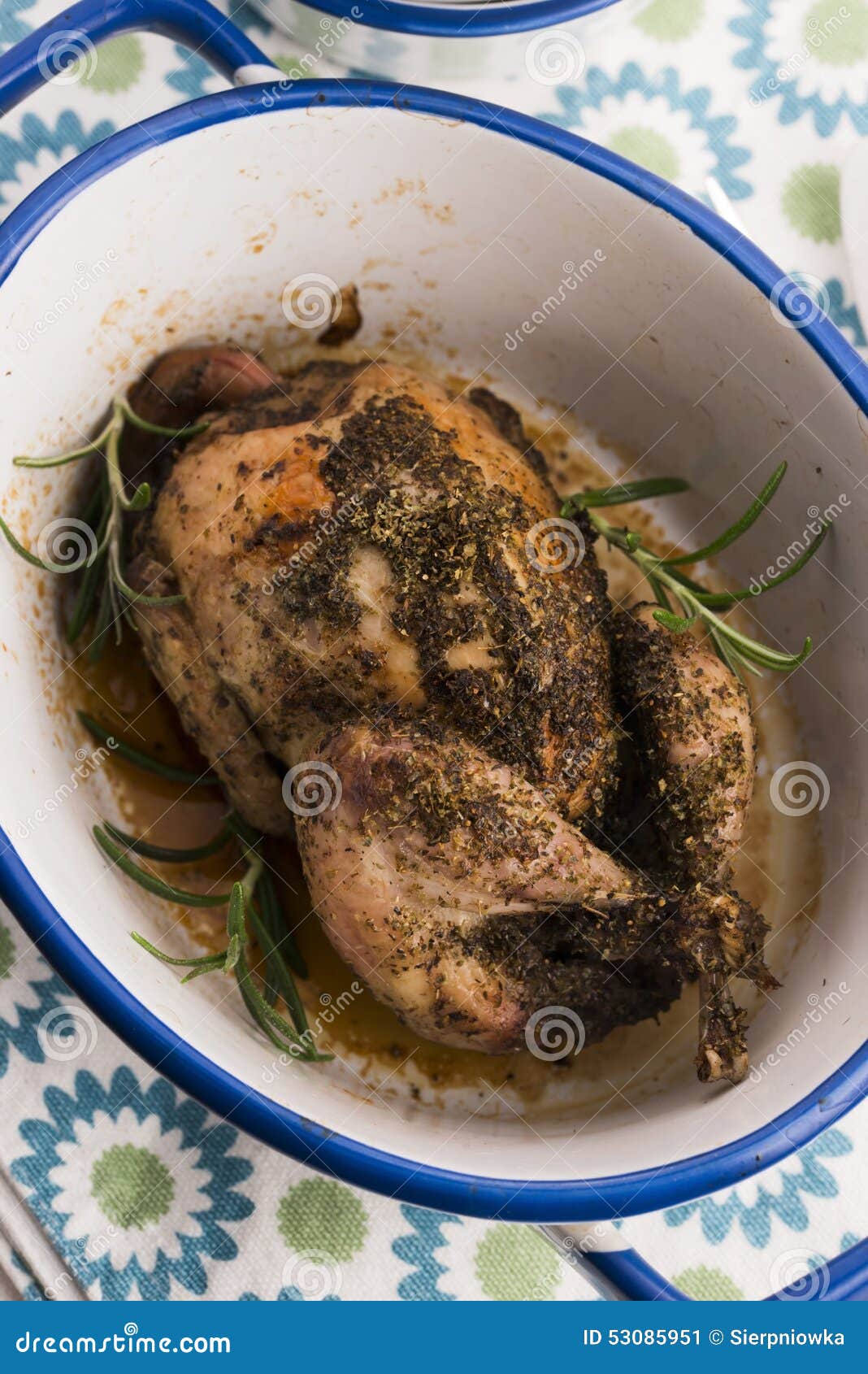 Roasted quail with herbs stock image. Image of recipe 53085951