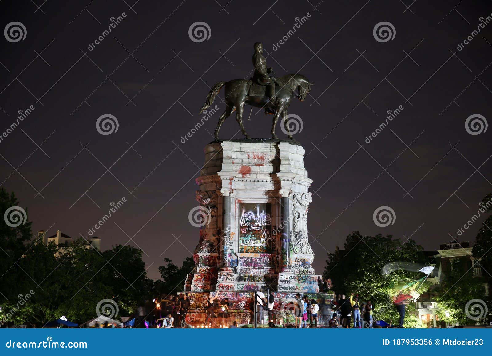Robert E. Lee Statue, Richmond, VA, BLM Editorial Photo Image of