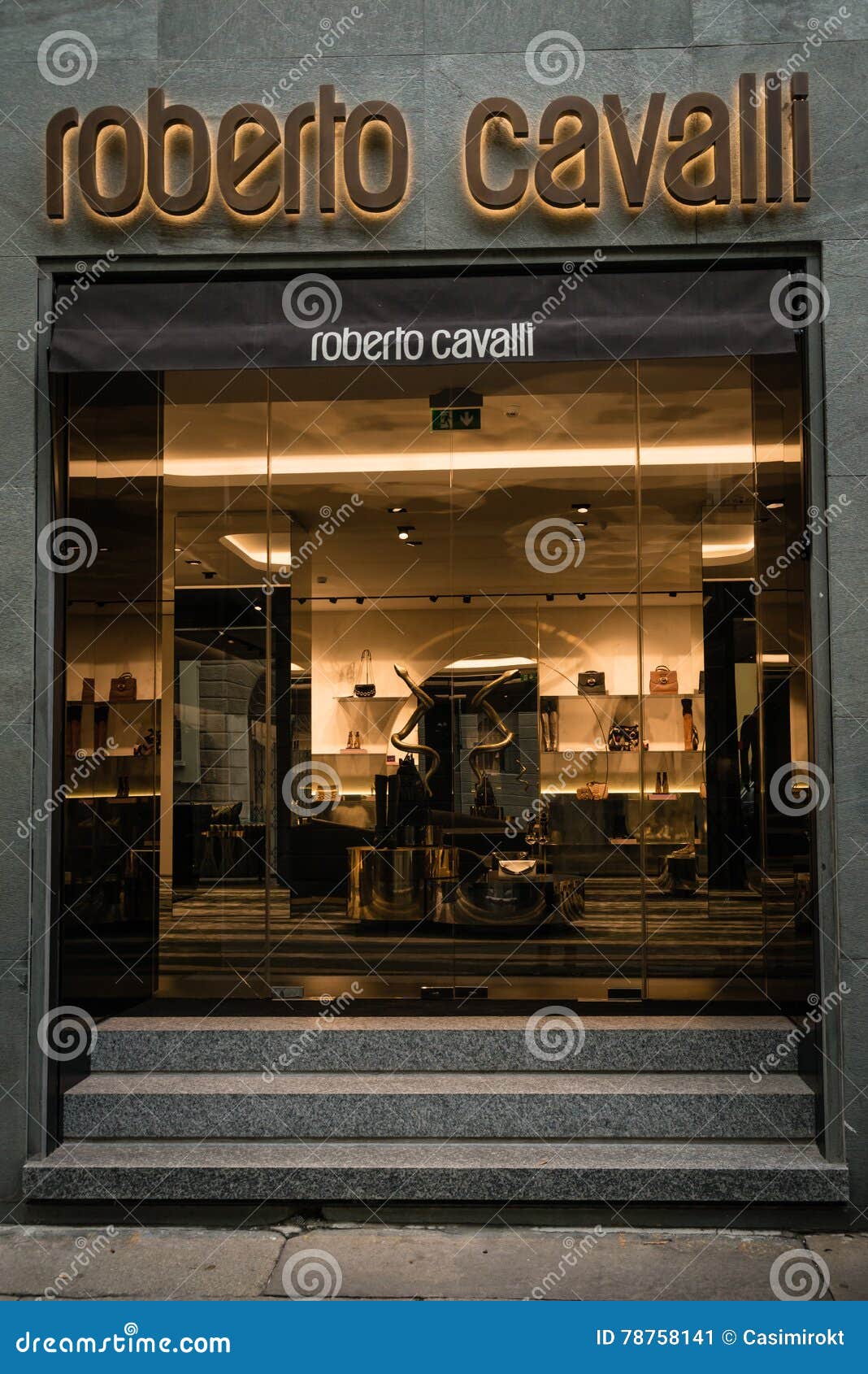 Communisme Correspondent Plasticiteit Roberto Cavalli Boutique Milan. Editorial Photo - Image of roberto, italy:  78758141