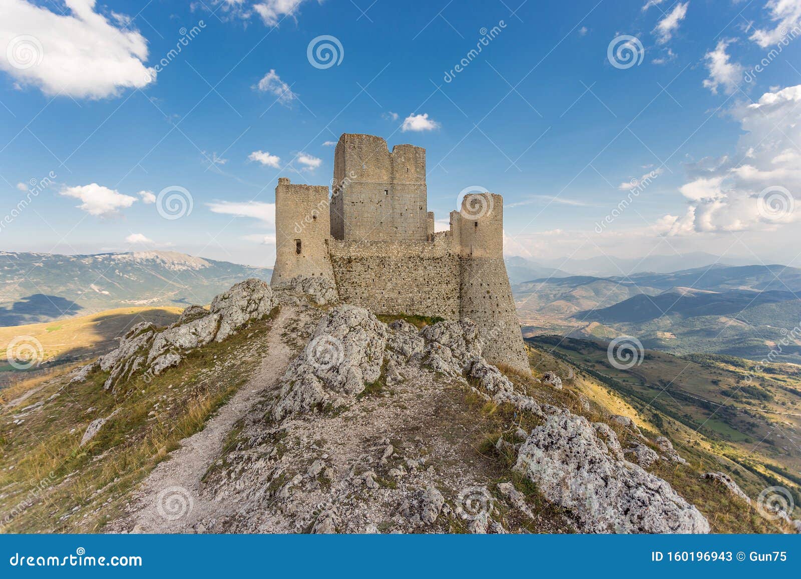 rocca calascio, abruzzo, italy. the highest fortress in the apennines mountains