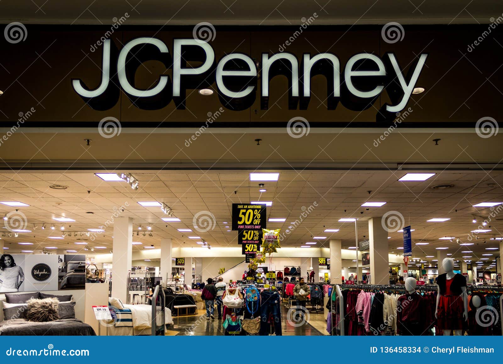 Rockaway, NJ - 11 De Enero De 2019: Tienda De JCPenney La Alameda De Rockaway Que Hace Publicidad De Imagen de archivo editorial Imagen de negocios, edificio: 136458334