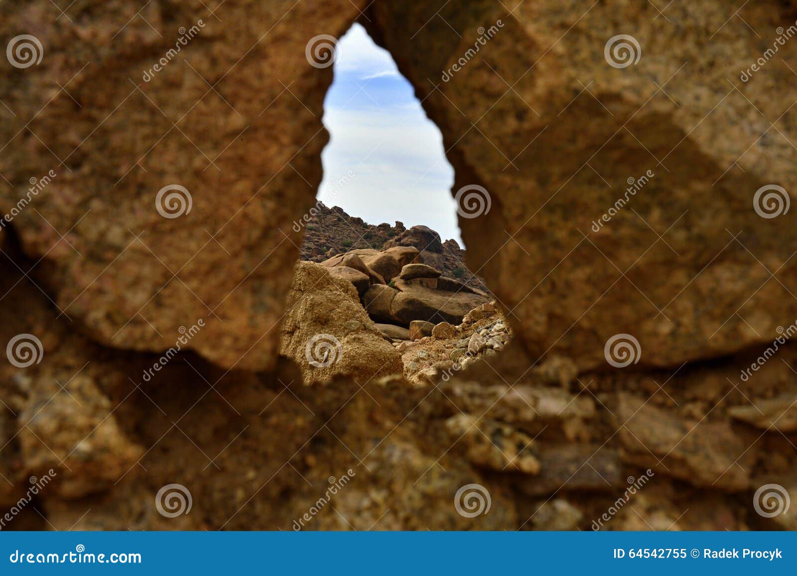 rocks in tafroute