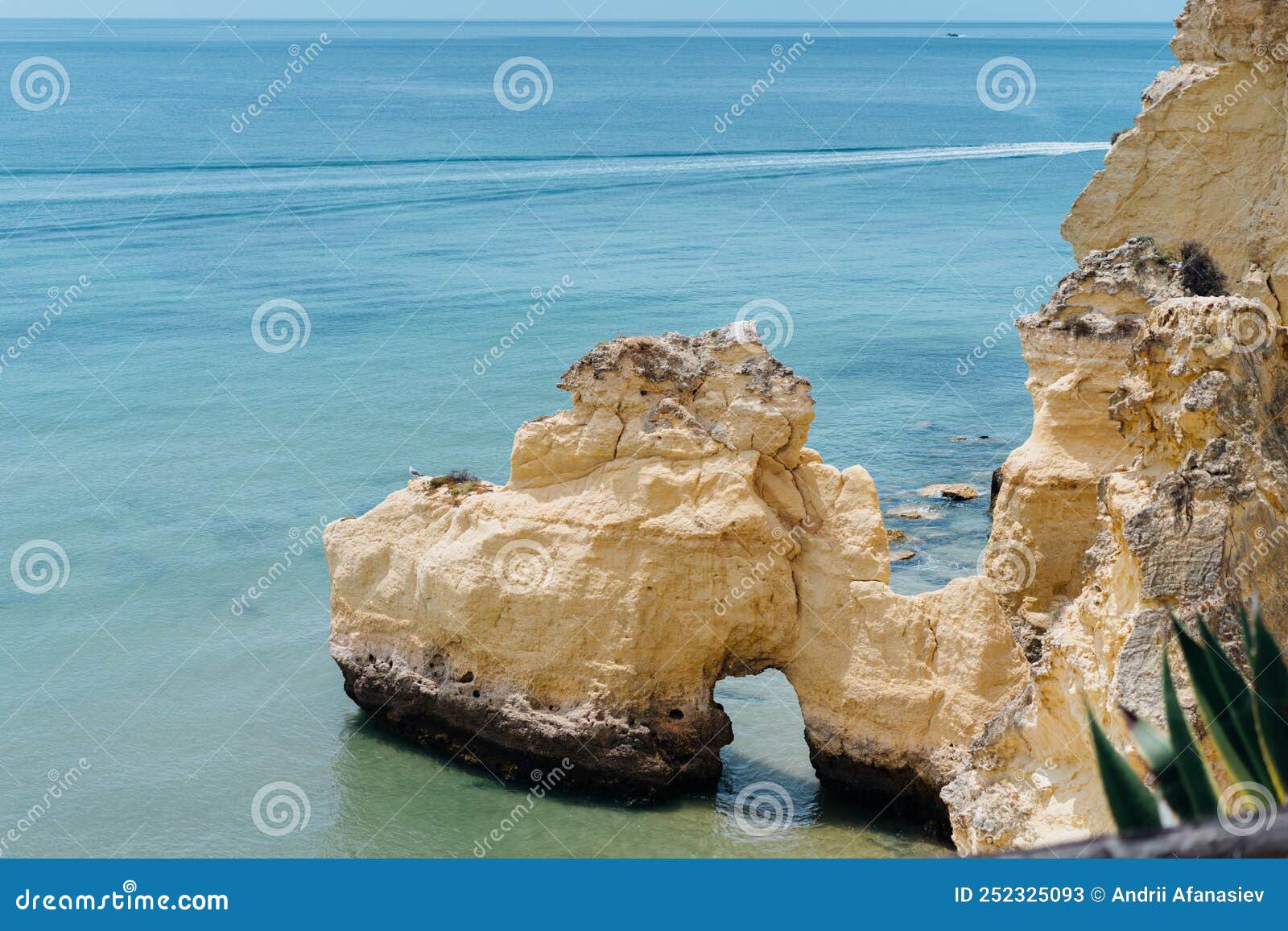 The Rocky Cliffs Of Vale Do Olival Beach In Armacao De Pera Portugal Stock Image Image Of