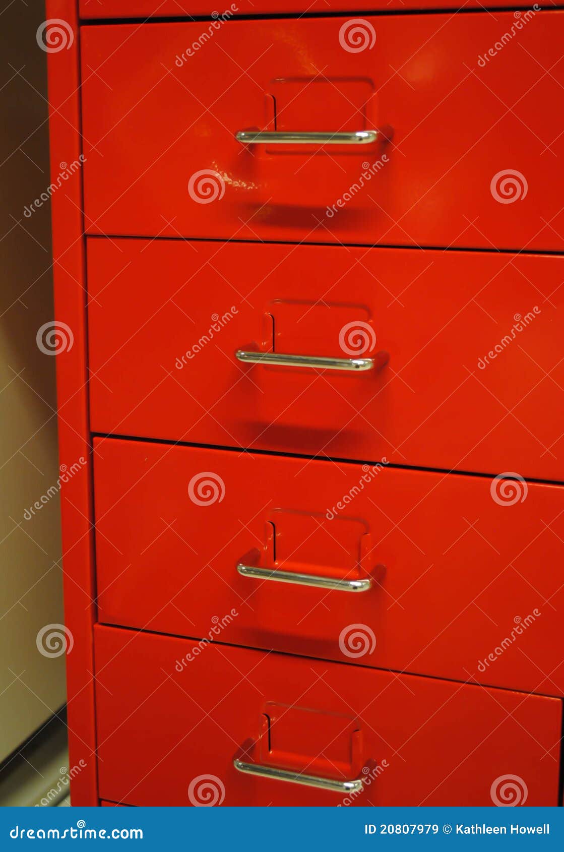 Rode archiefkast royalty vrije stock afbeeldingen afbeelding ...