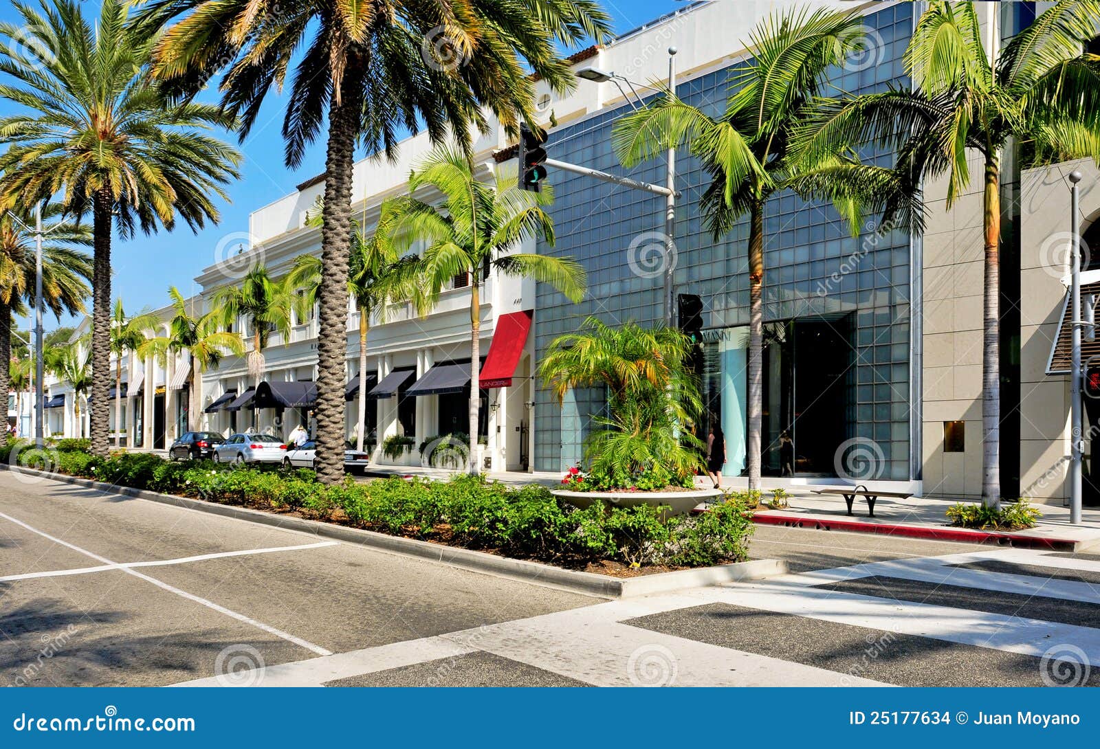 BEVERLY HILLS, CA - Rodeo Collection Mall. Beverly Hills Is A Famous  Tourist Attraction. Stock Photo, Picture and Royalty Free Image. Image  87196876.