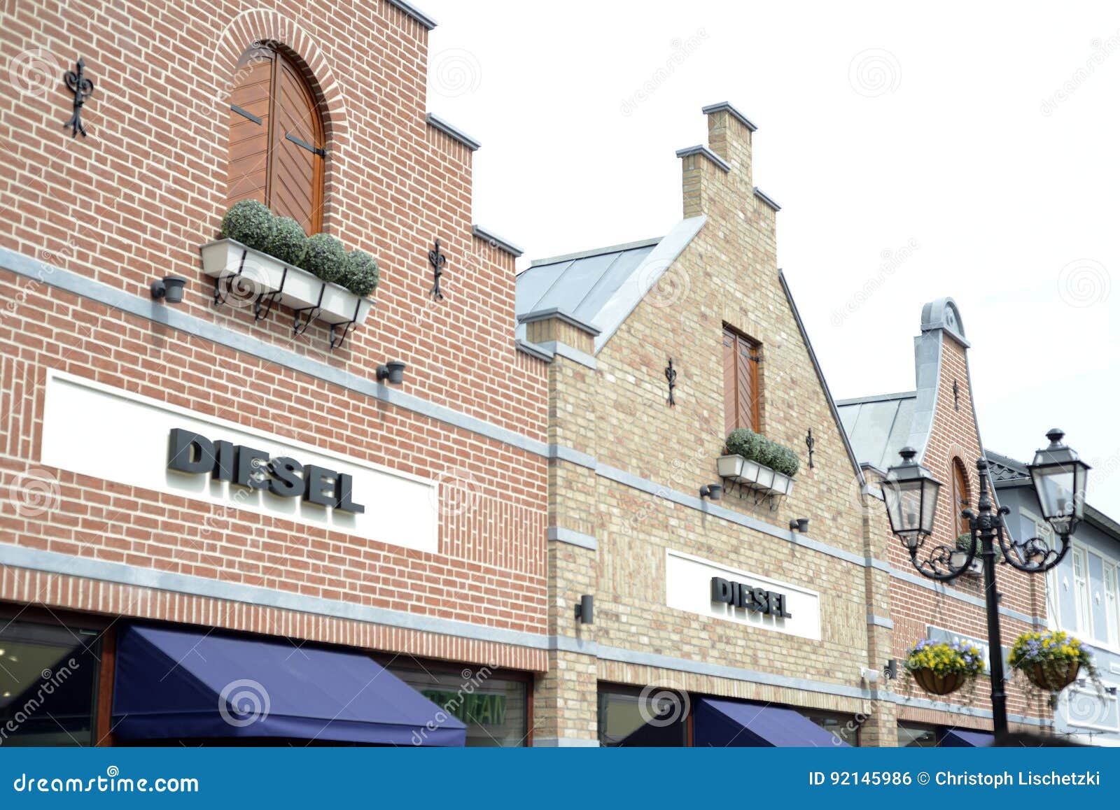Op spænding Melankoli Roermond, Netherlands 07.05.2017 Logo of the Diesel Jeans Store in the Mc  Arthur Glen Designer Outlet Shopping Area Editorial Photo - Image of  designer, advertising: 92145986