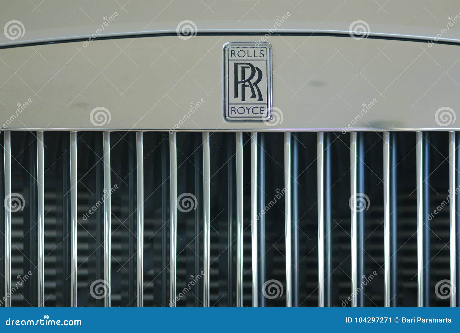 Roll Royce Logo editorial photo. Image of symbol, logo 104297271