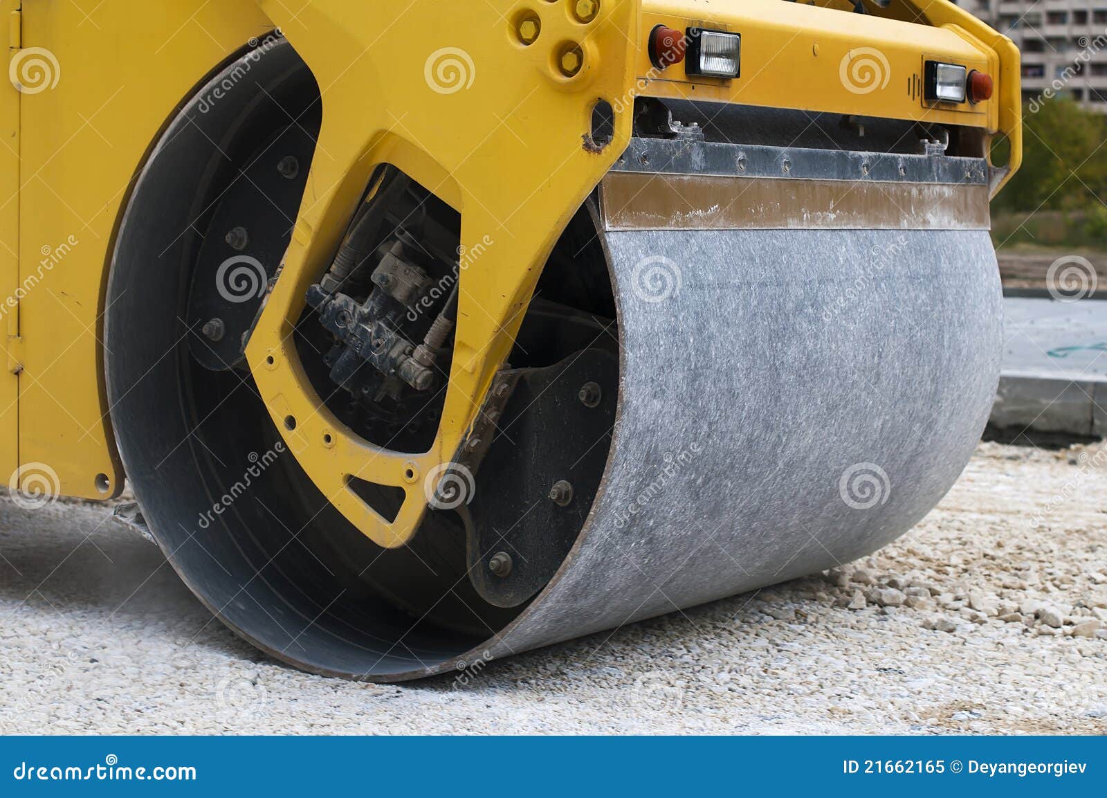 Roller tamping gravel stock image. Image of paver, machine 21662165