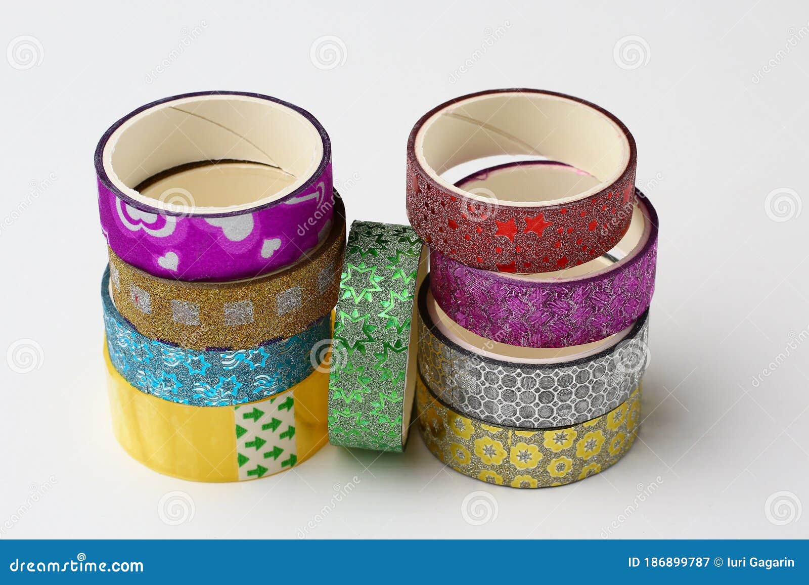 Rollos Con Cinta Adhesiva Y Cintas Adhesivas Decorativas Para Decorar  Regalos Para Las Vacaciones Imagen de archivo - Imagen de verde, elemento:  186899787