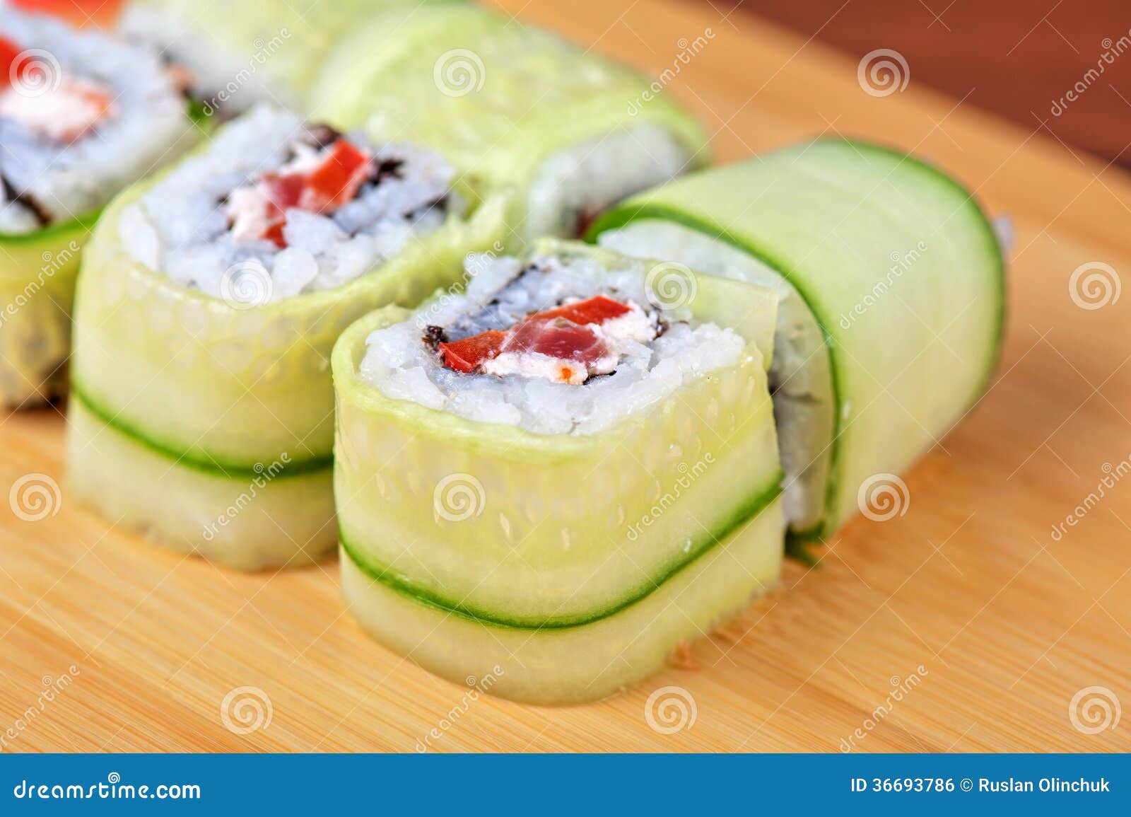 sushi pepino