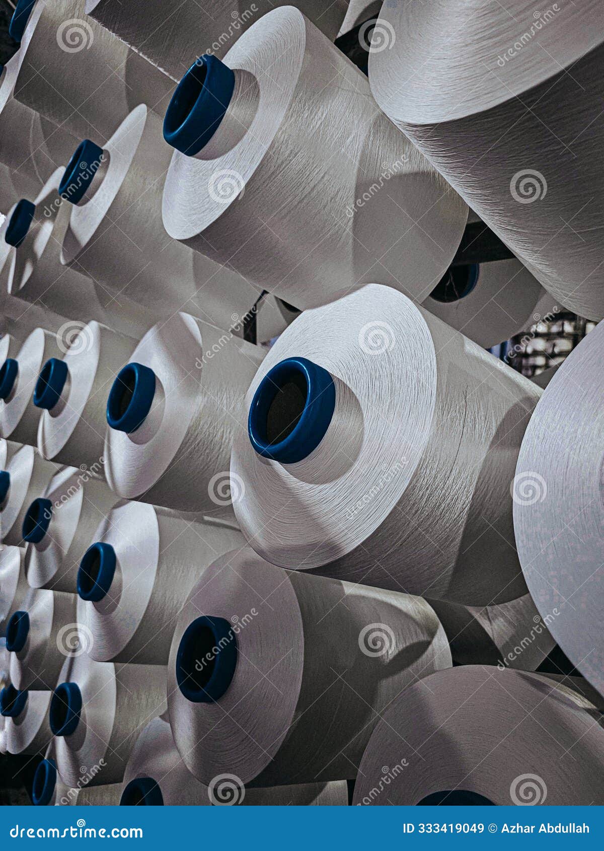 rolls of filament yarn for raw materials for the texturizing process