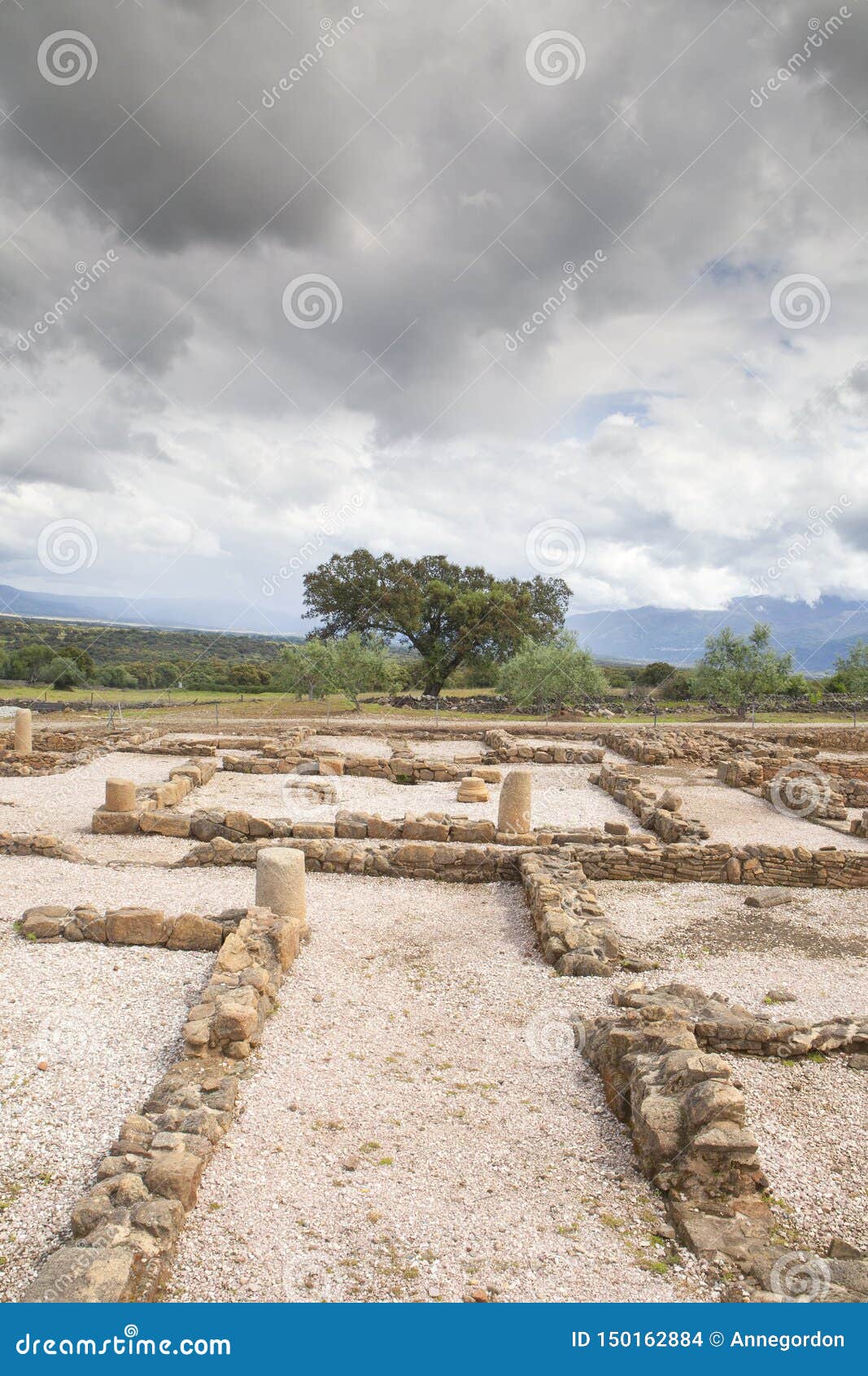 the roman city of cÃÂ¡parra in extremadura, spain