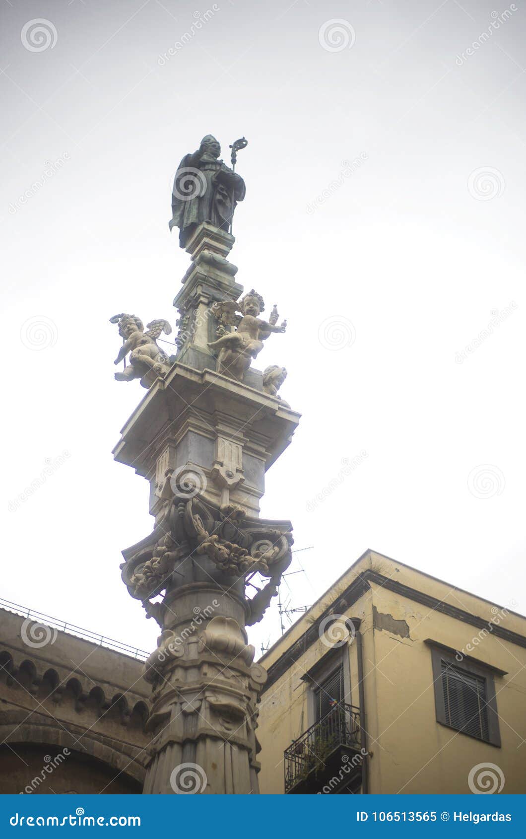 Statue in Naples, Italy stock image. Image of paradise 106513565