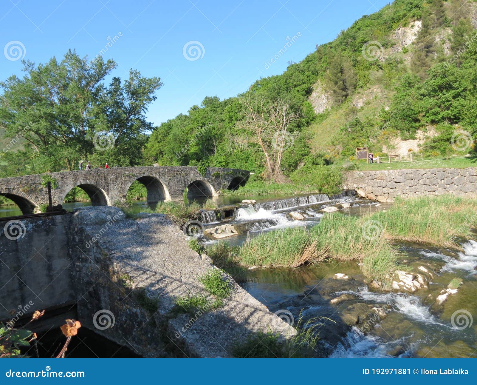 roman stone bridge