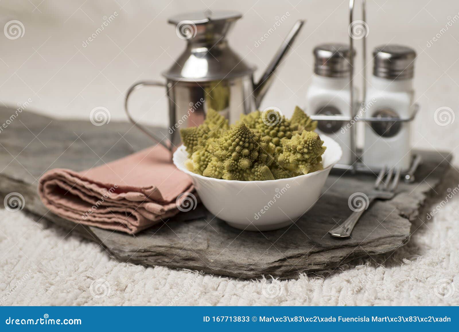 romanesco brecol in preparation to be cooked