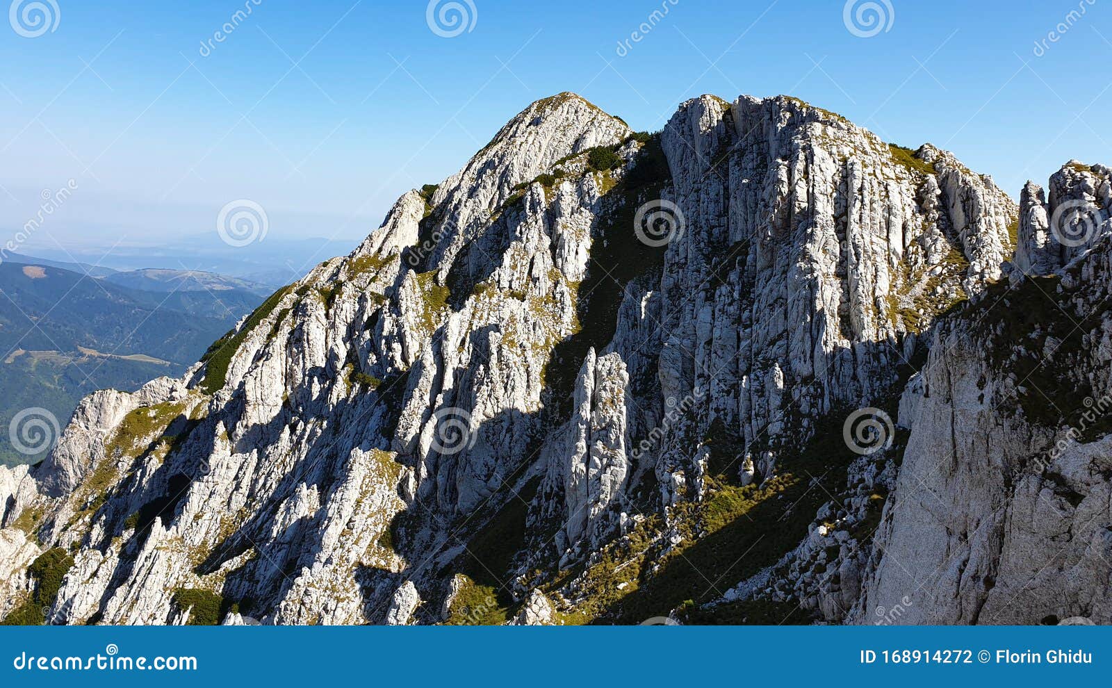 romania, piatra craiului mountains, the ridge of the massif.