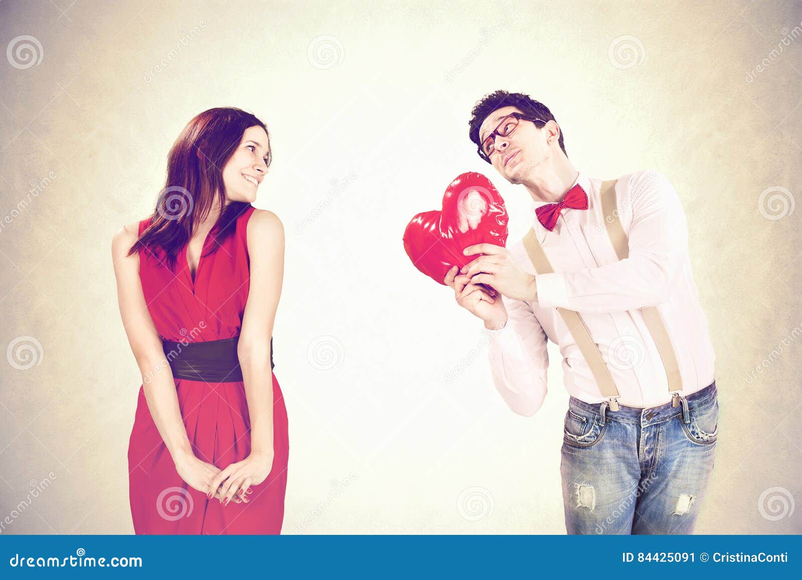 Romantic Boy Gives a Heart To His Girlfriend in Valentine?s Day ...