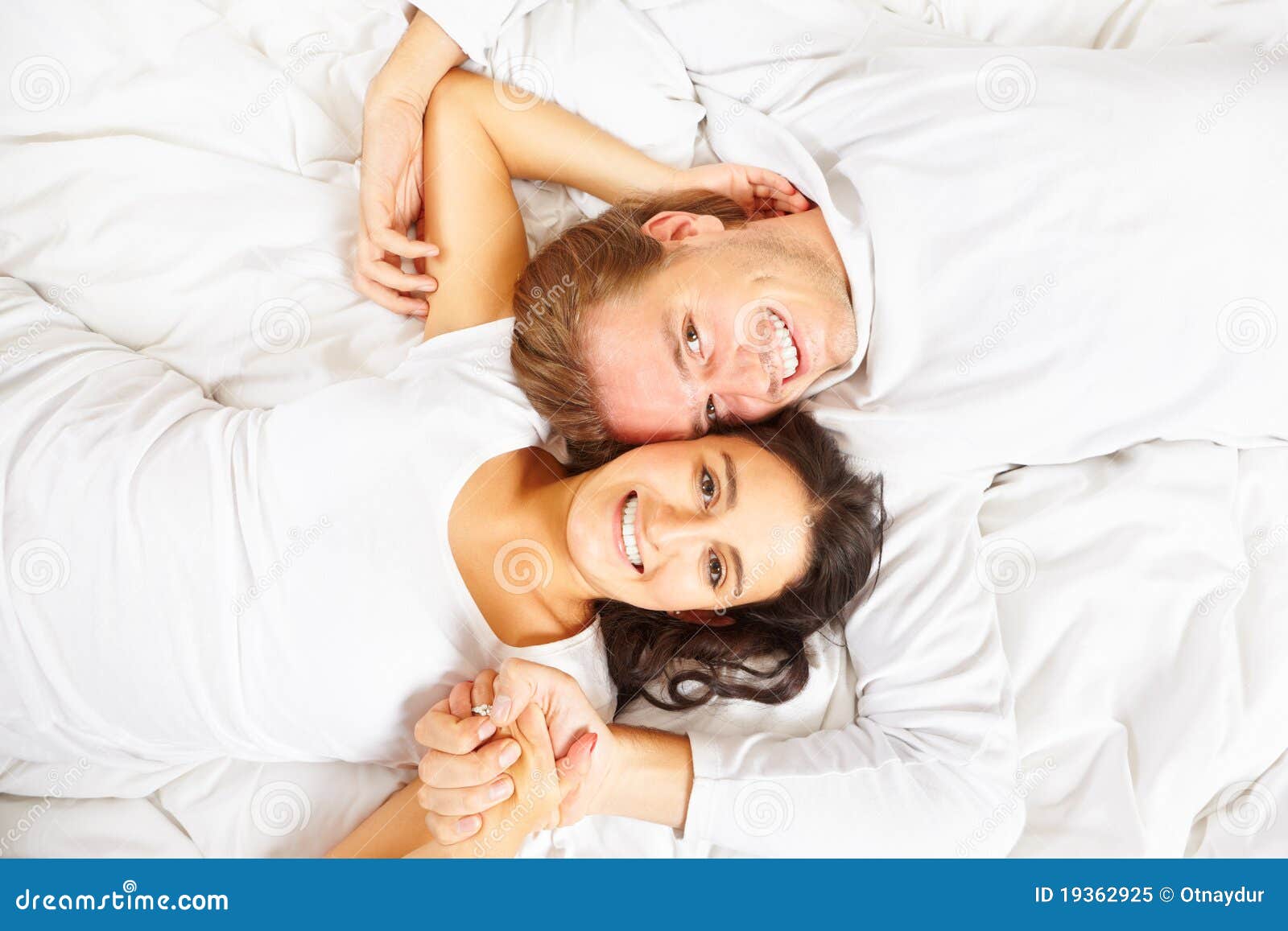 Couple Sleeping Positions and What They Say About Your Relationship - Your  Coffee Break