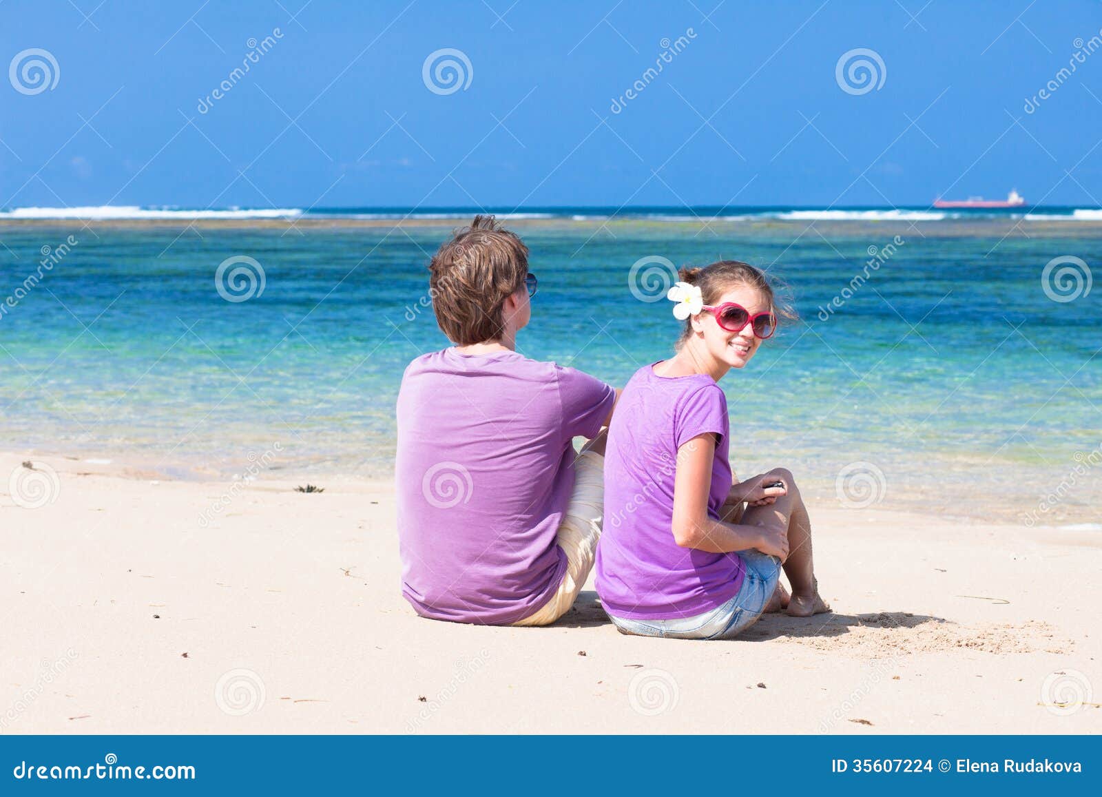 Romantic Lovers Vacation On A Tropical Beach. Stock Images Image