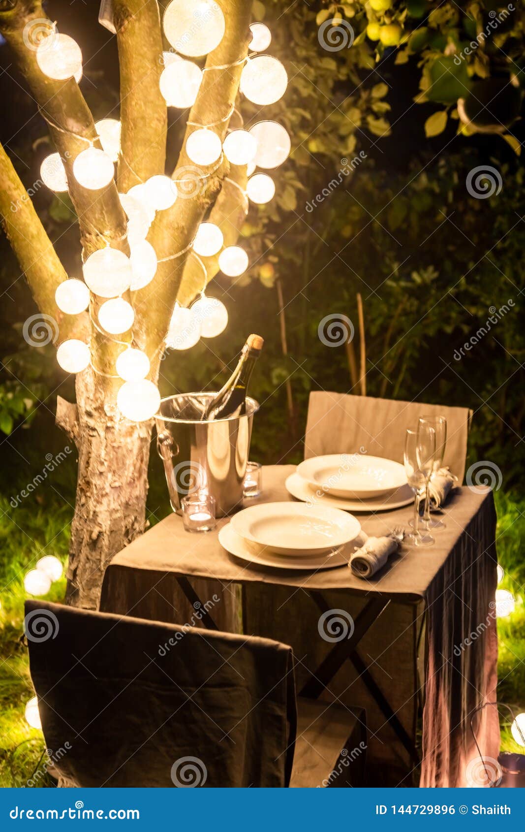 Decorated Table with Food in Lavender Field. Stock Image - Image of  appetizer, decoration: 216797193