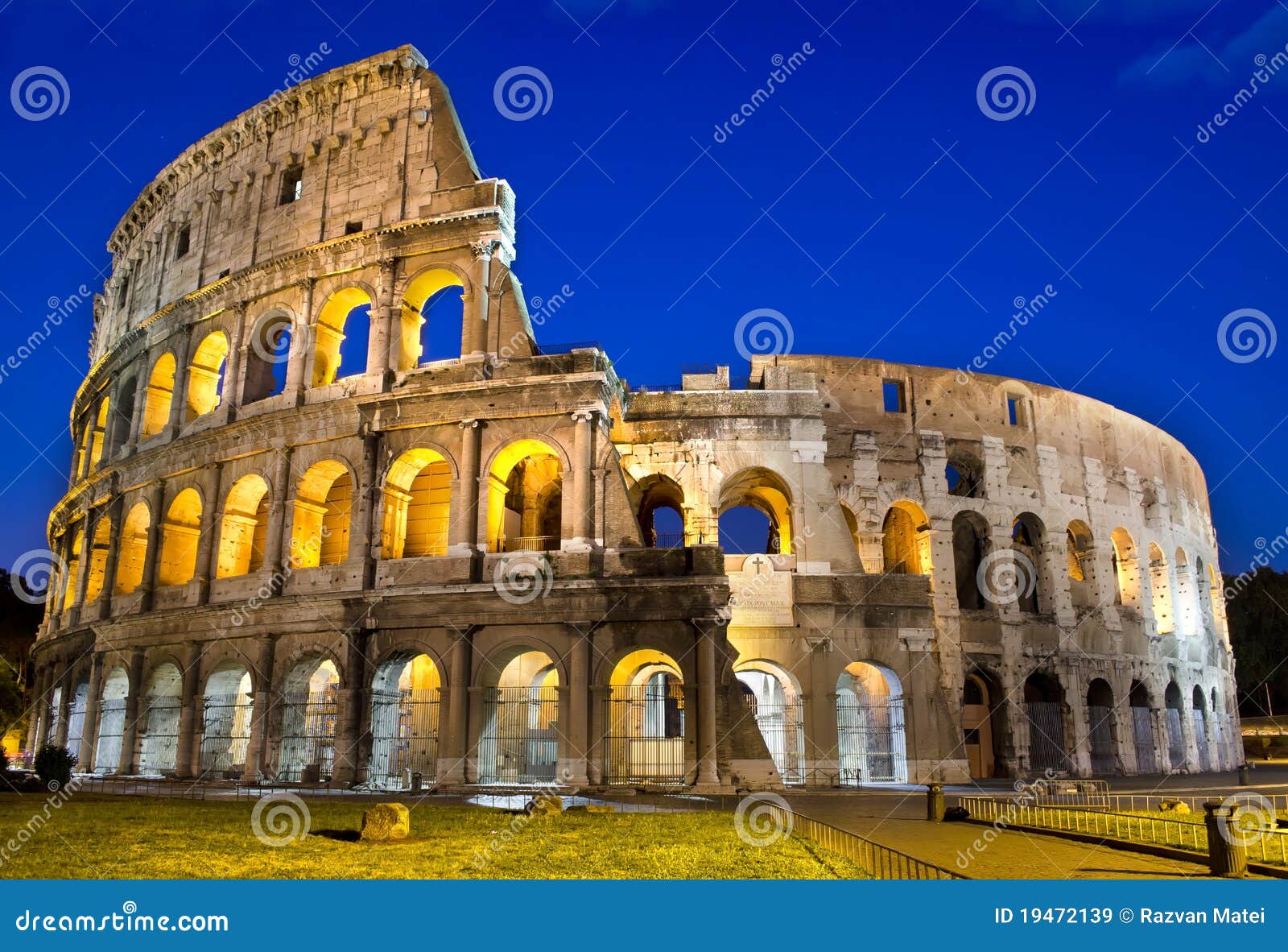 rome - colosseum at dusk
