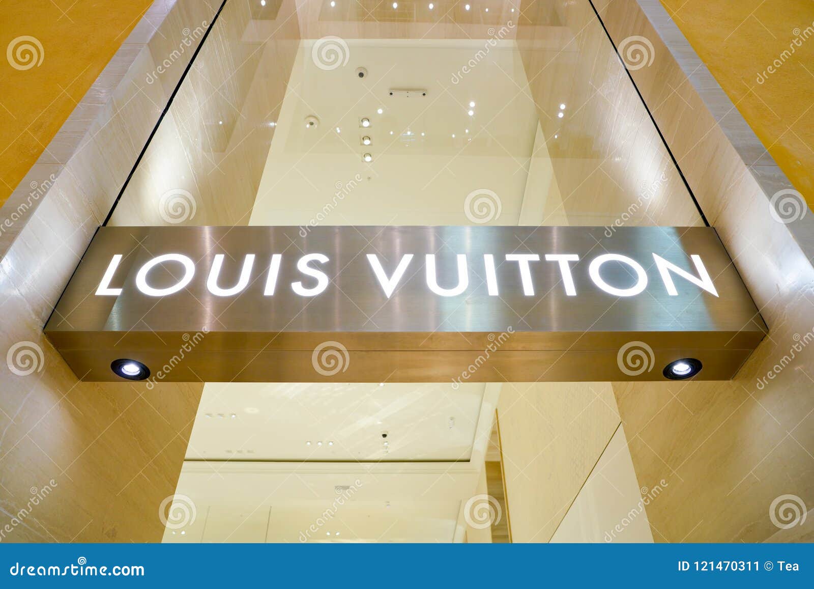 Louis Vuitton editorial photo. Image of goods, luxurious - 121470311