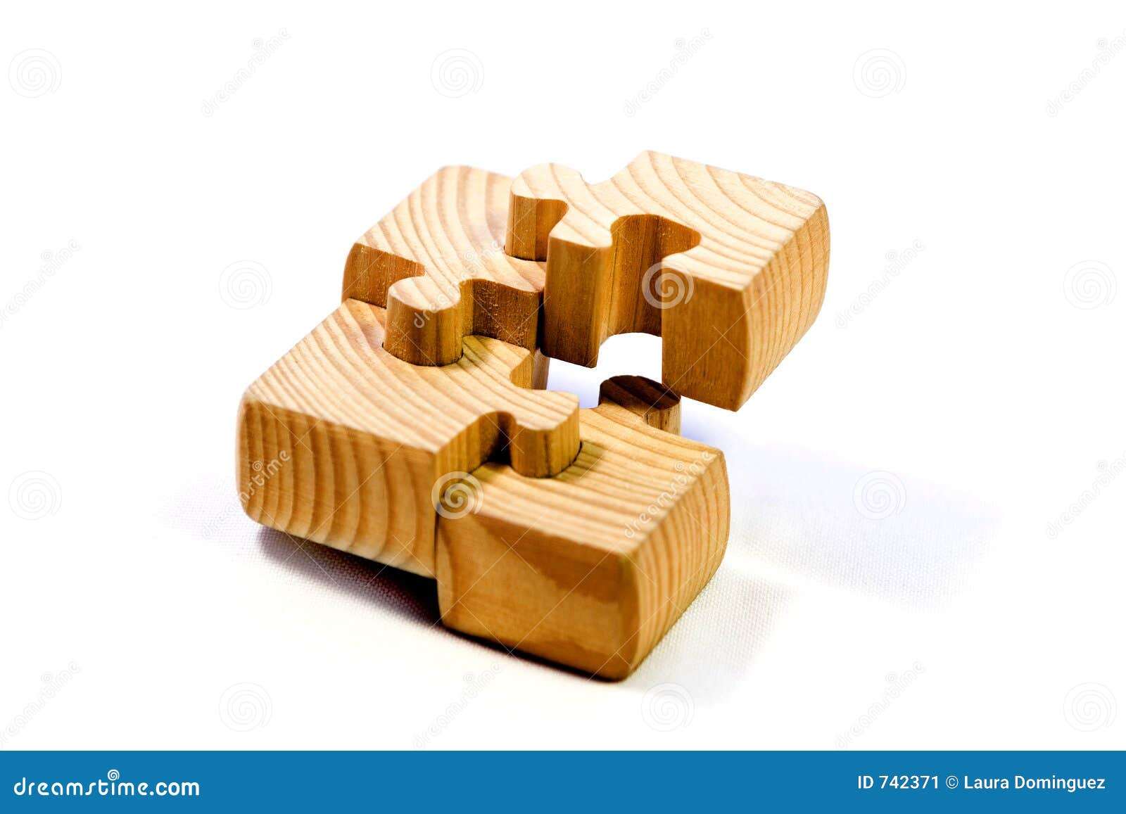 Rompecabezas De Madera Imagen de archivo Imagen 742371