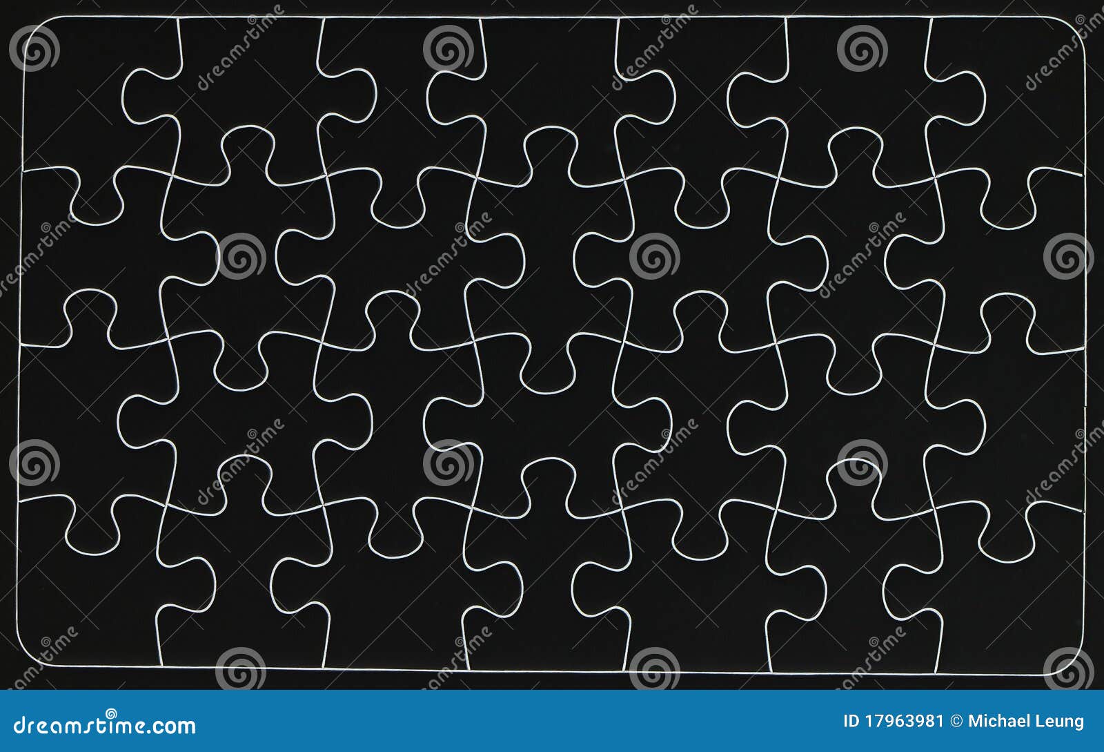 Rompecabezas Negro En Blanco Imagen de archivo Imagen 17963981