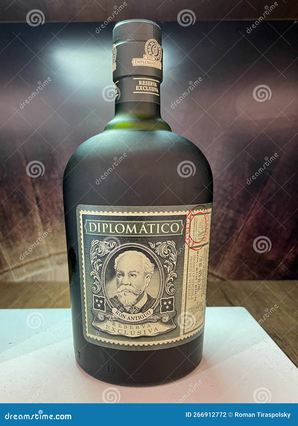 Ron Antiguo Diplomatico Rum Editorial Photography Image of reserve, bottle 266912772