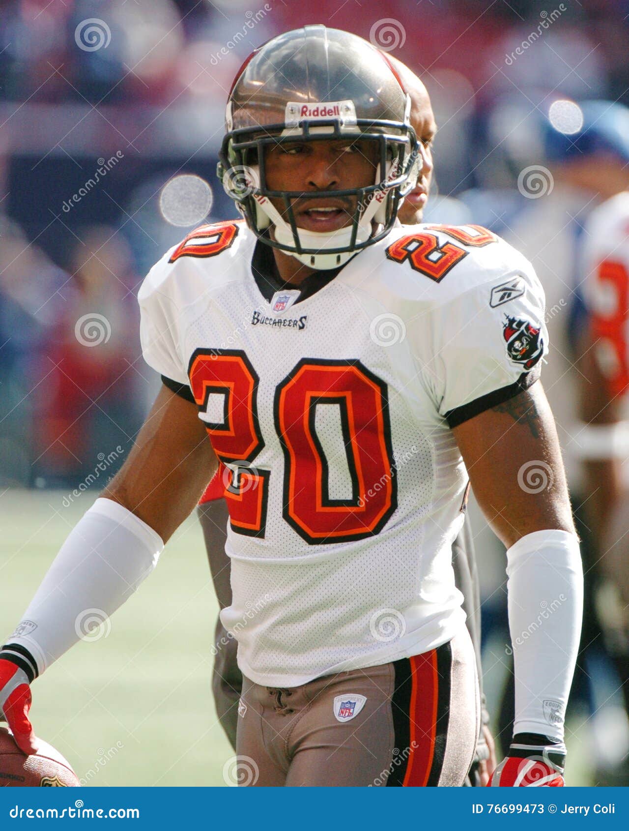 tampa bay buccaneers jersey colors