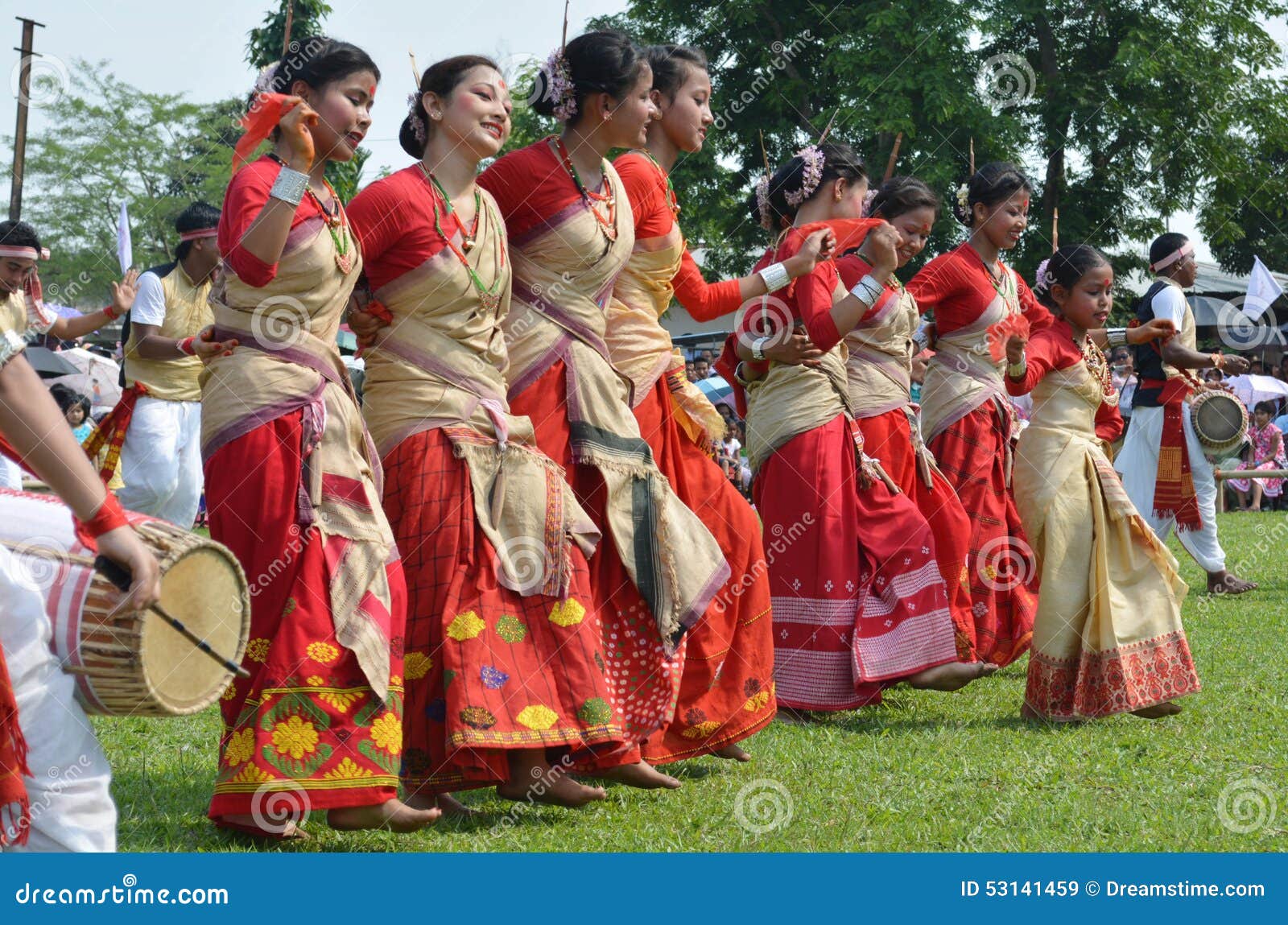 Top 5 Most Popular Folk Dances of Assam