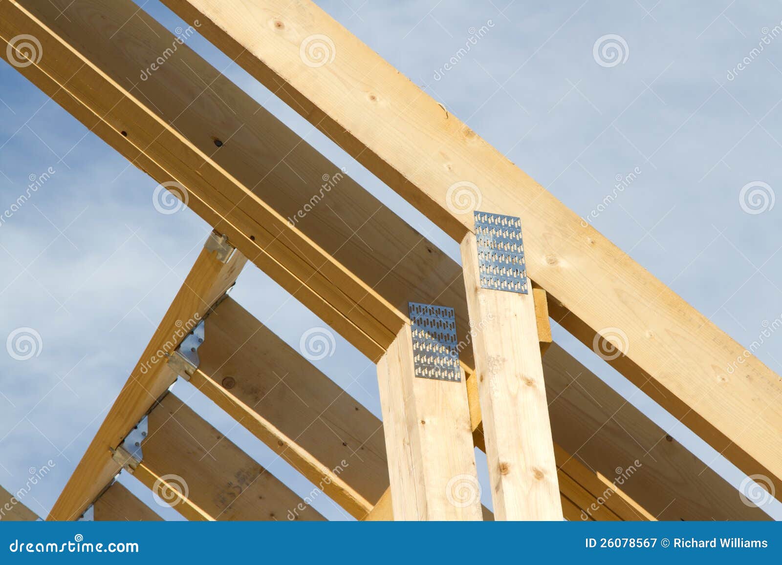 Roof truss joiners, stock image. Image of trusses, outdoors 26078567