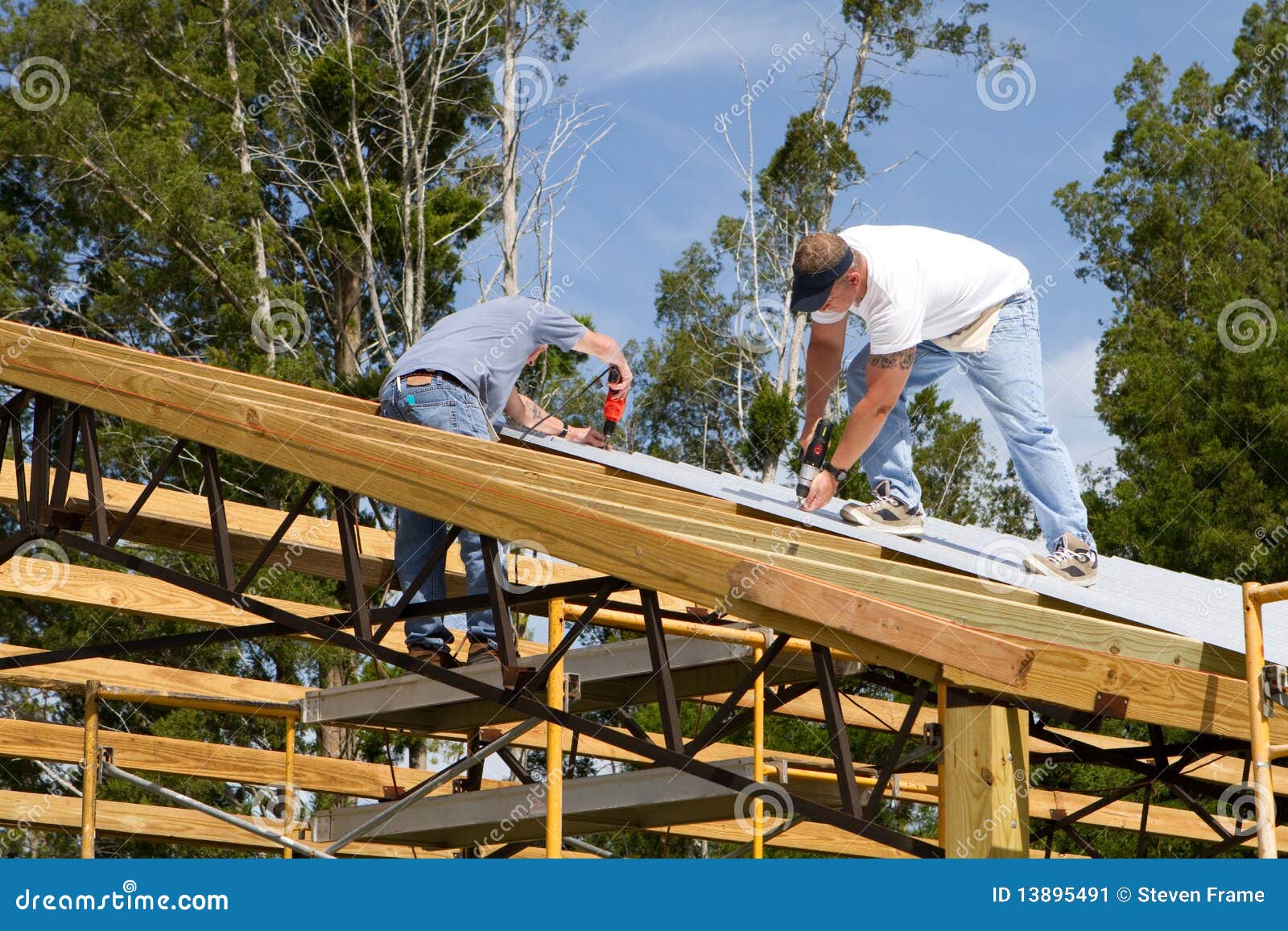 roofers fastening