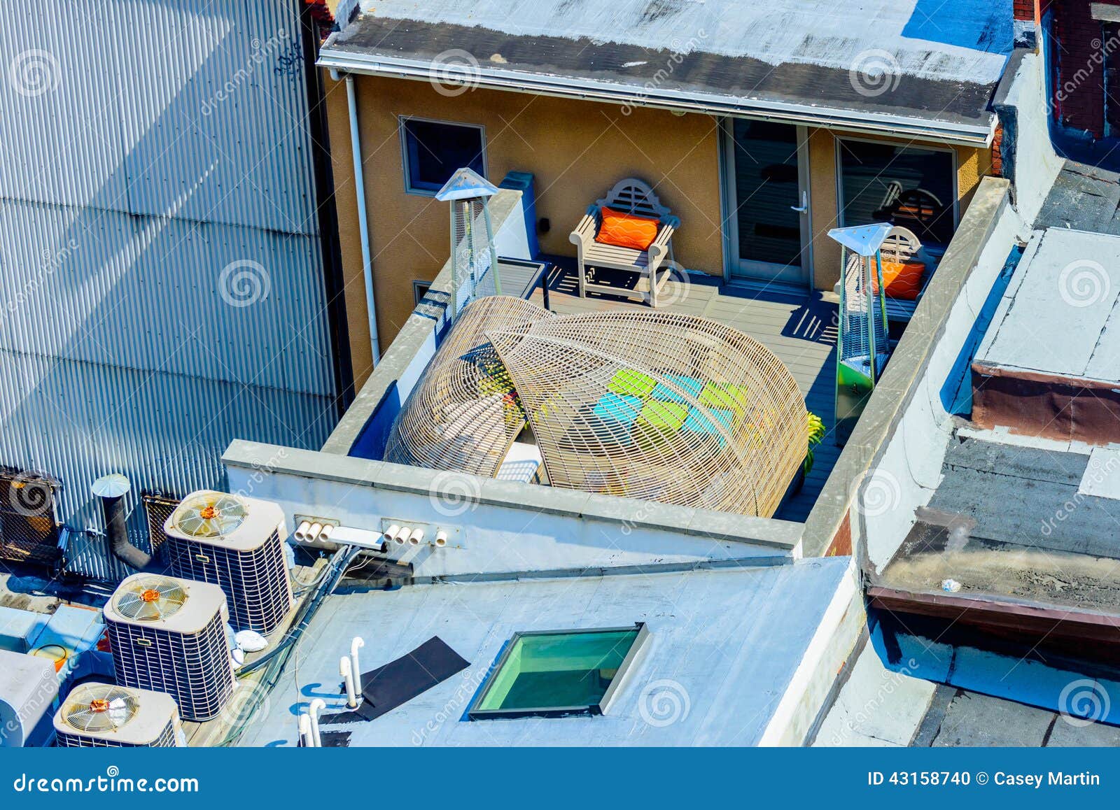 Rooftop Seating in Downtown Philadelphia Stock Photo Image of sues, philadelphia 43158740
