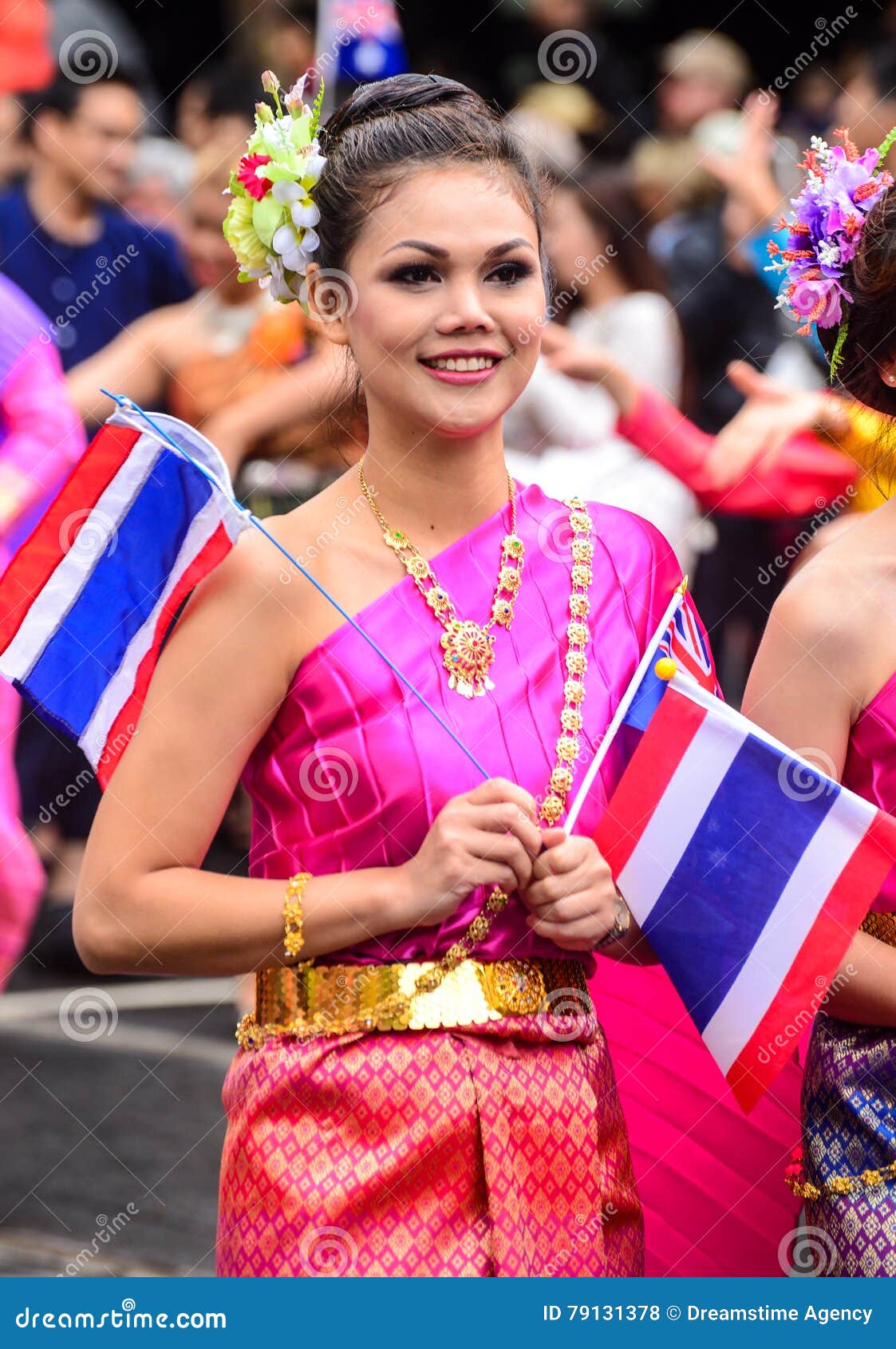 Ropa Tailandesa Tradicional Foto de archivo editorial Imagen de color