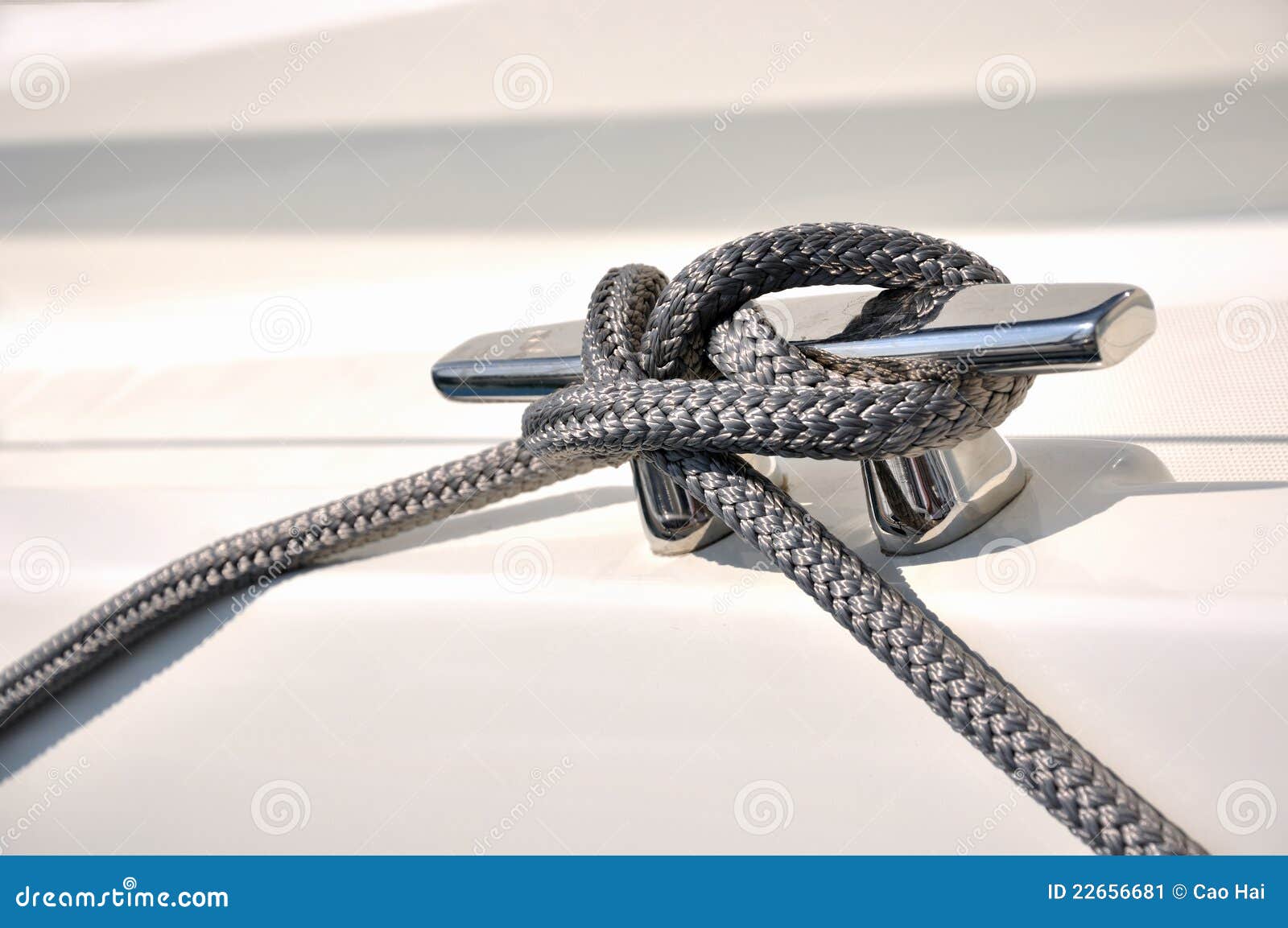 rope fasten on stake of yacht