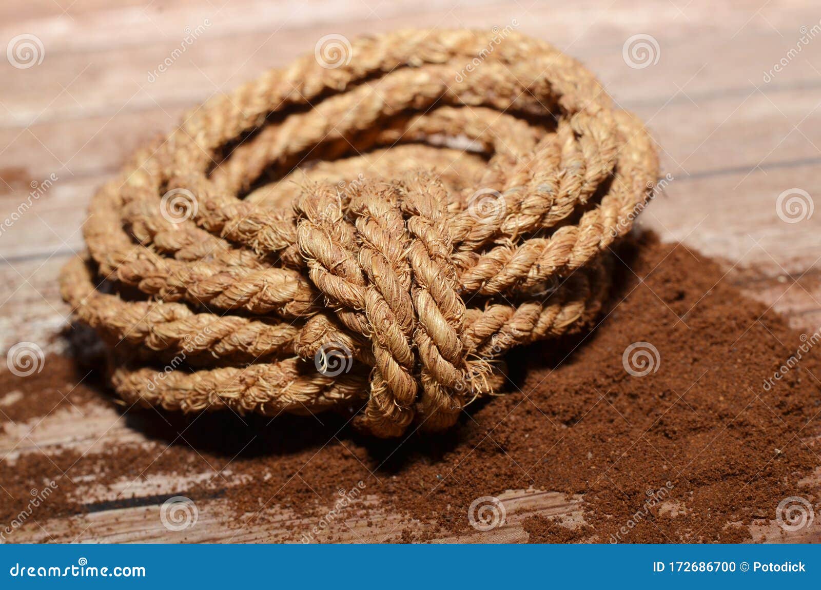 https://thumbs.dreamstime.com/z/rope-made-woven-wax-rattan-calamus-javensis-type-used-rigging-various-kinds-crafts-slightly-brown-color-172686700.jpg