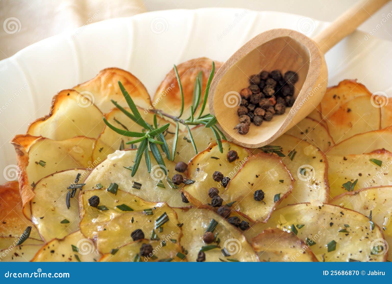 Rosemary Potato Chips stock photo. Image of brunch, appetizing 25686870